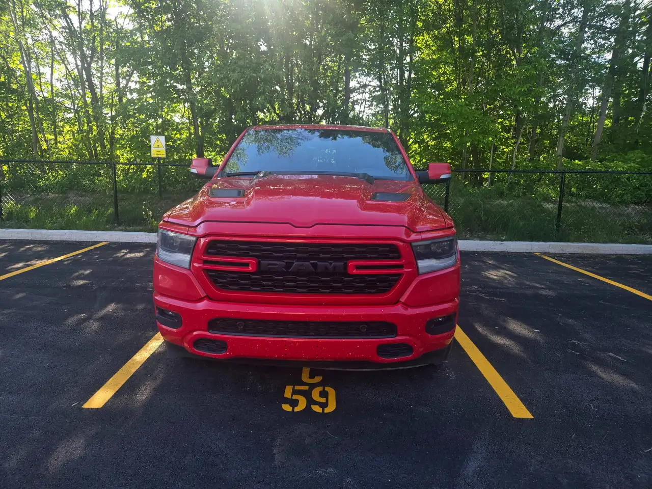 RAM 1500 снимка RAM 1500