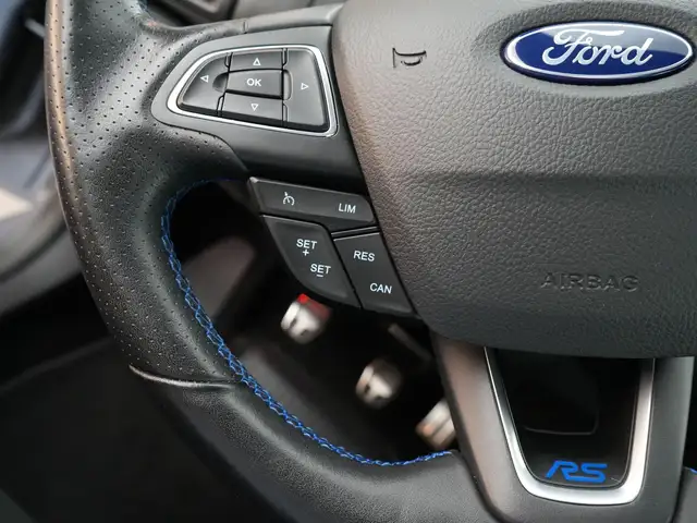 Ford Focus view 22