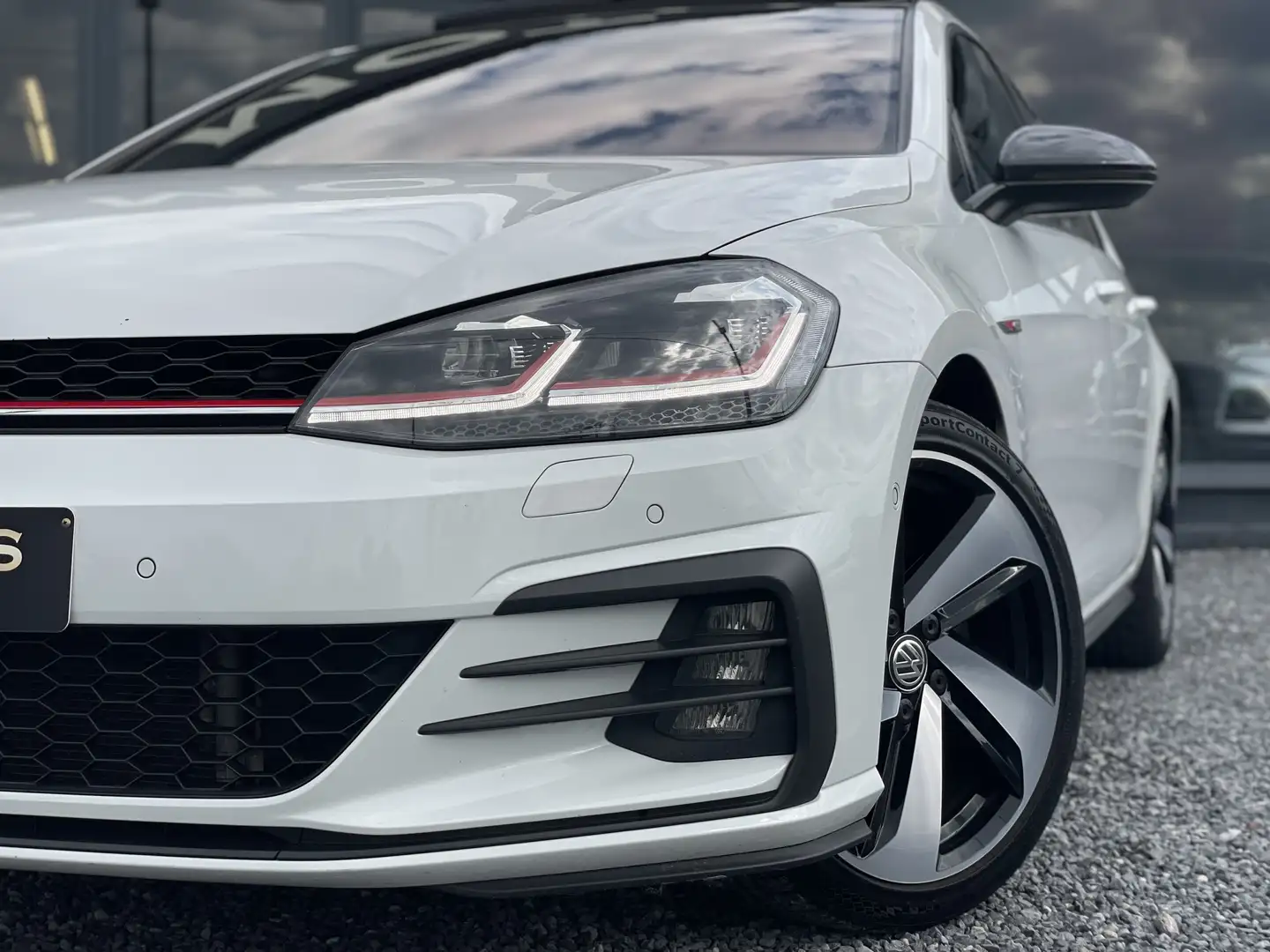 Volkswagen Golf GTI VIRTUAL COCKPIT // TOIT PANO // UTILITAIRE Blanc - 2