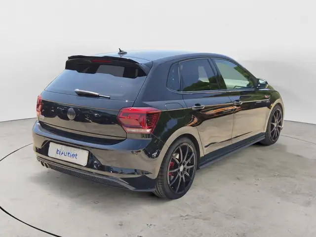 Volkswagen Polo view 4