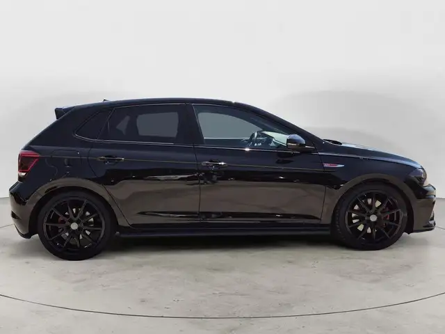 Volkswagen Polo view 5