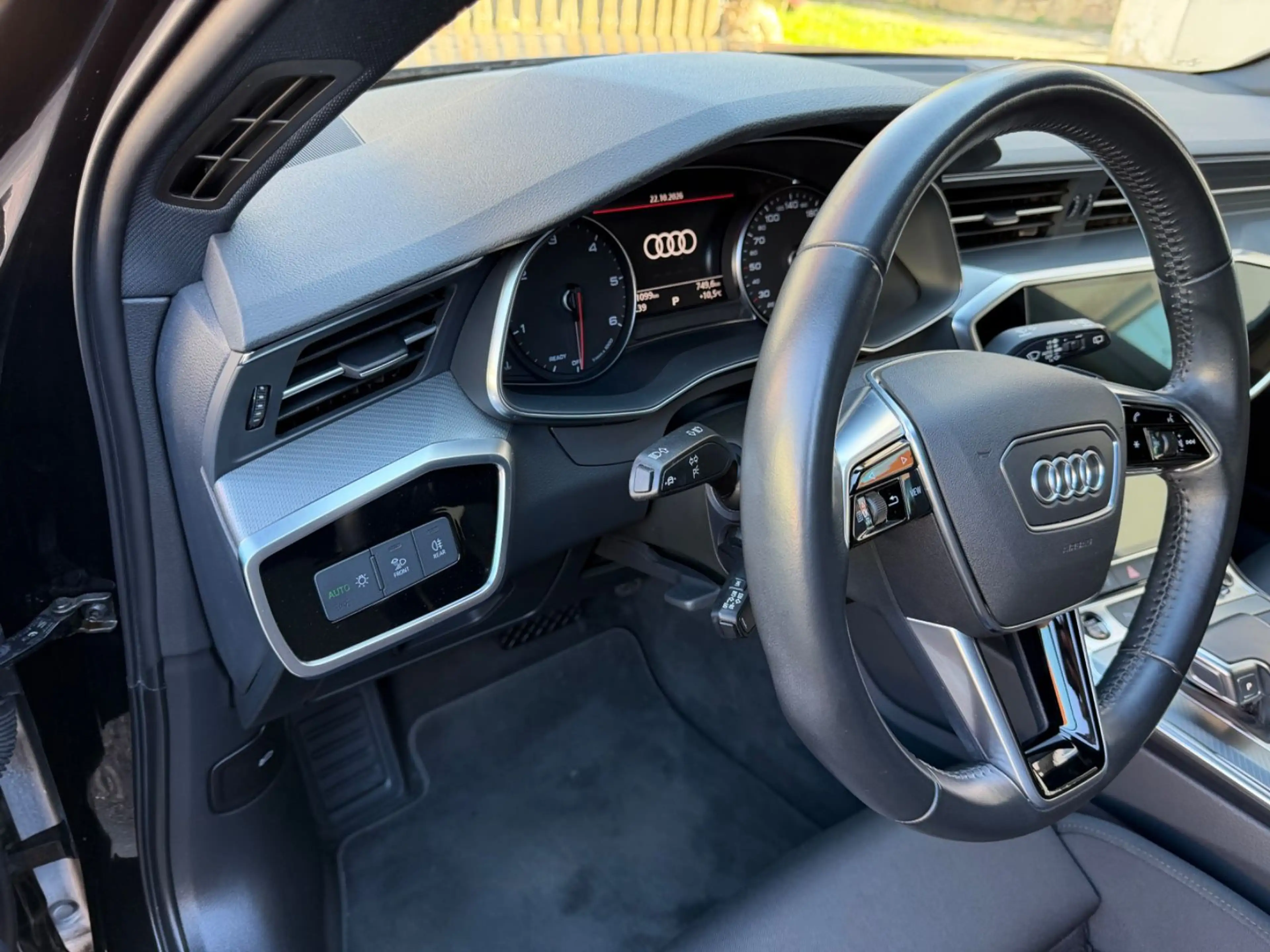 Audi A6 Avant 40 TDI sport *AHK* Optik-Paket schwarz — photo 15
