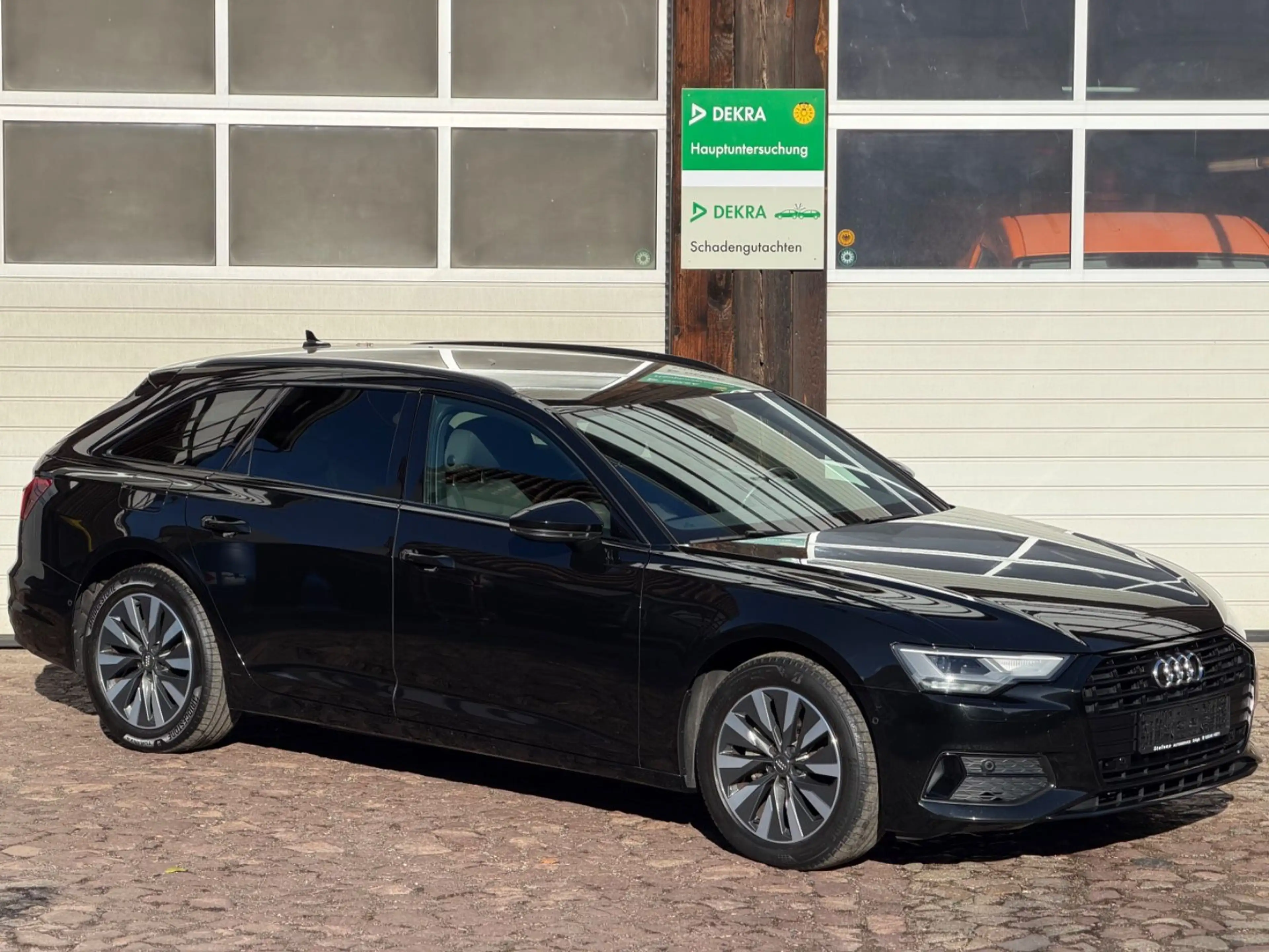 Audi A6 Avant 40 TDI sport *AHK* Optik-Paket schwarz
