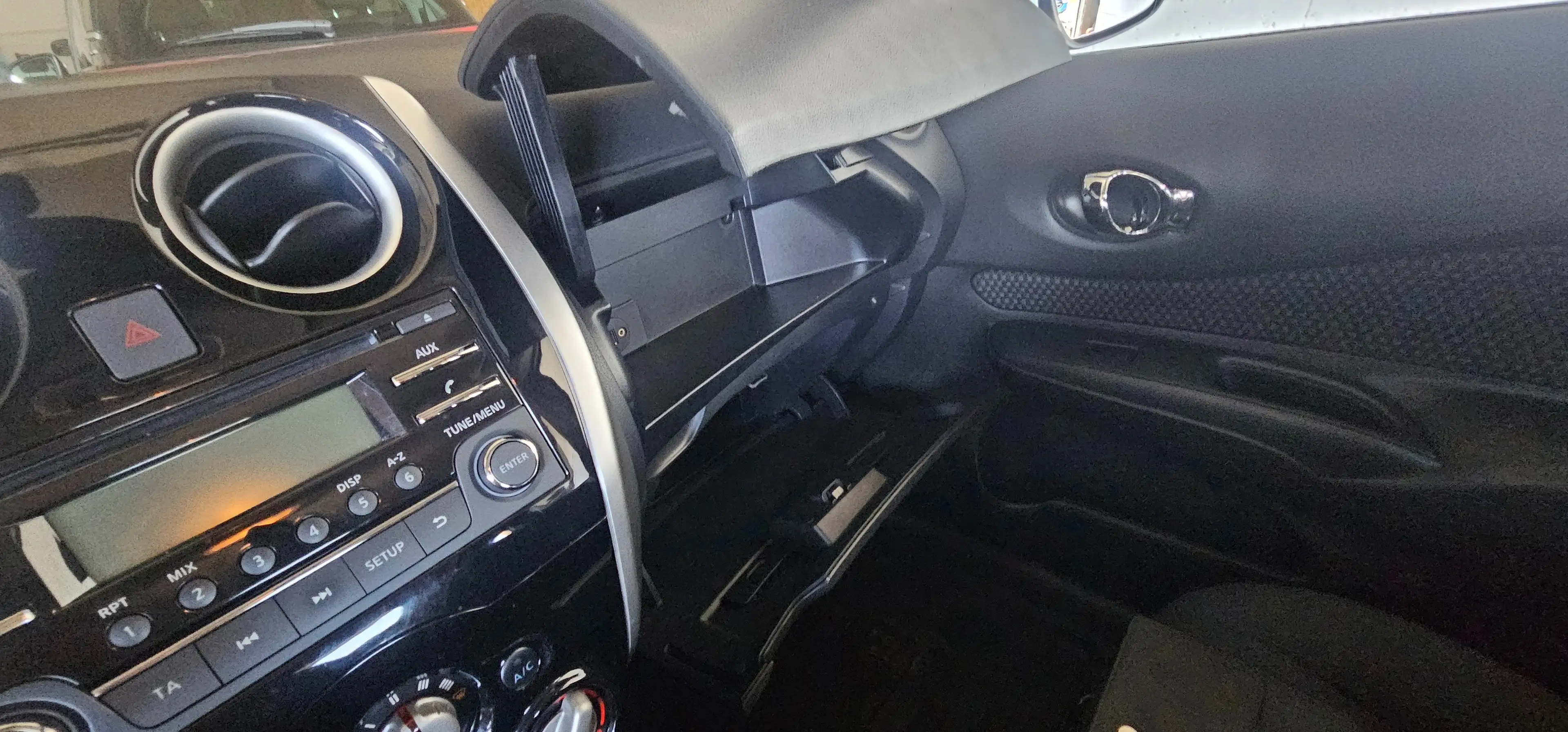Nissan Note Acenta — photo 10