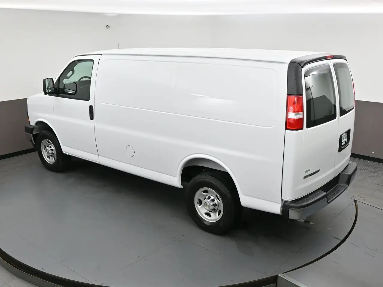 Chevrolet Express 2500 снимка Chevrolet Express 2500
