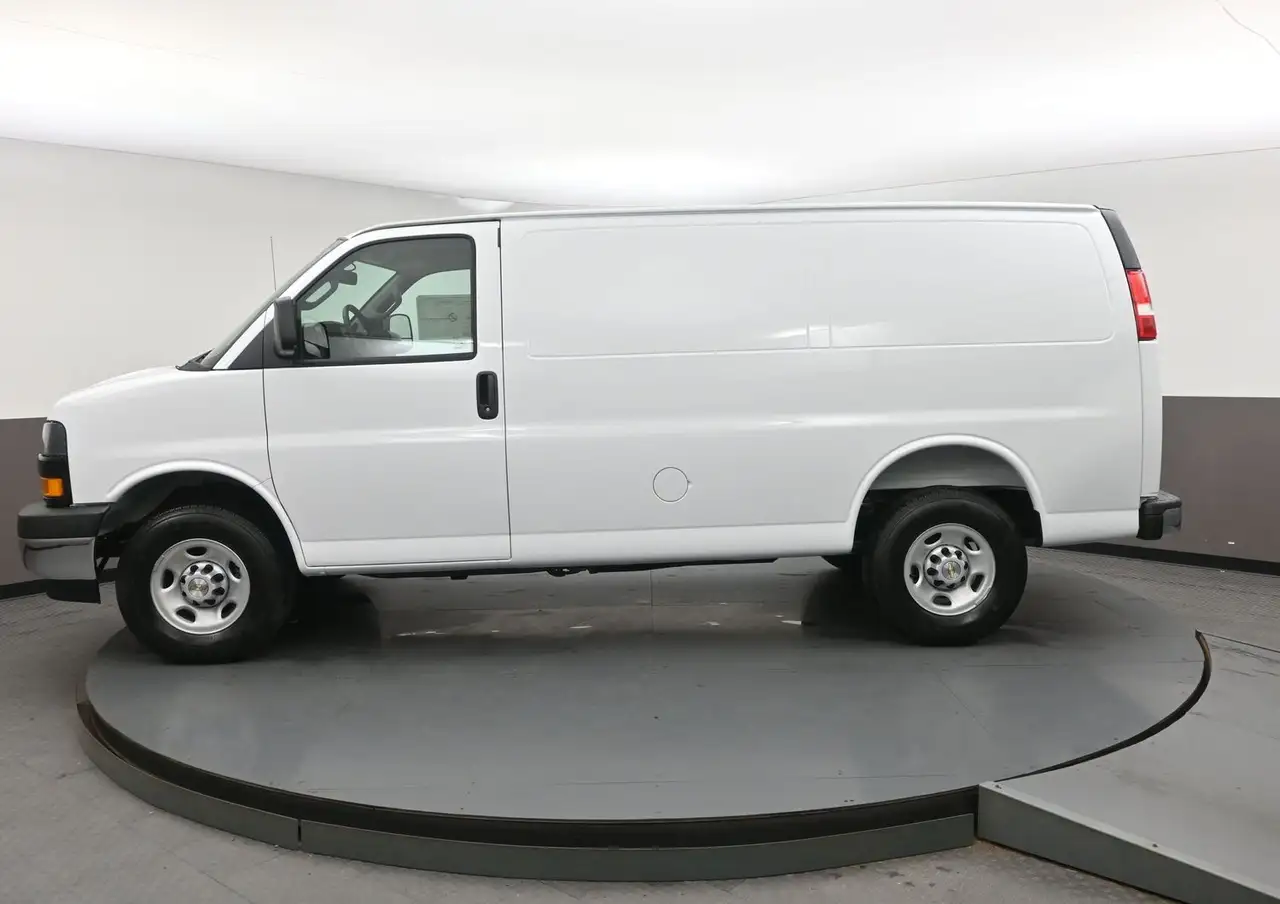 Chevrolet Express 2500 снимка Chevrolet Express 2500