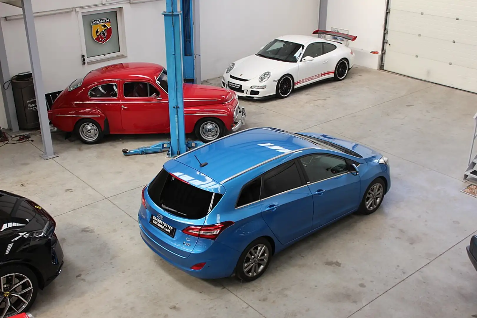Hyundai i30 Diesel, Automatik,  Navigation, AHK, Tempomat, Blauw - 1