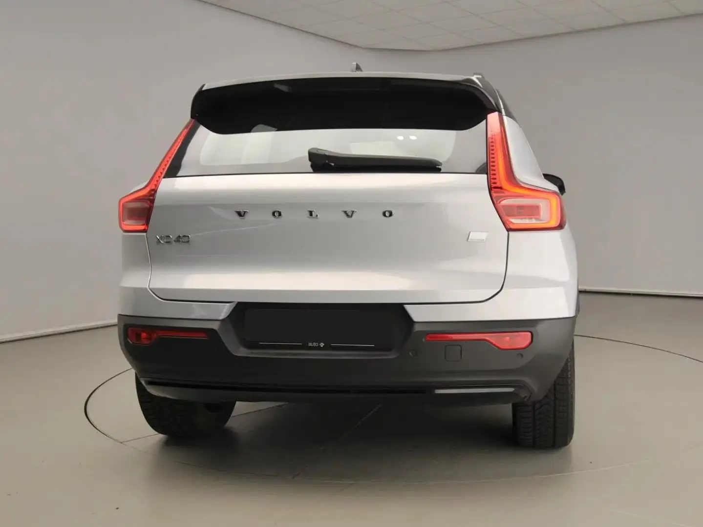 Volvo XC40 XC40 Recharge P8 AWD R-Design Bianco - 2