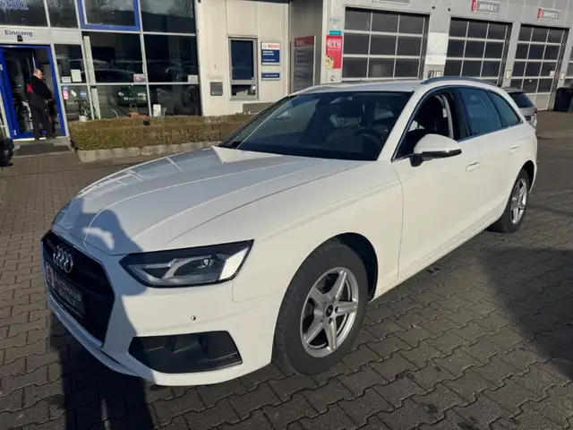 Audi A4 Avant 30 TDI basis Navi LED El. Heckklappe Klimaau
