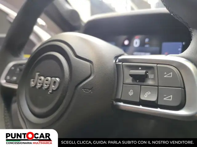 Jeep Avenger view 12