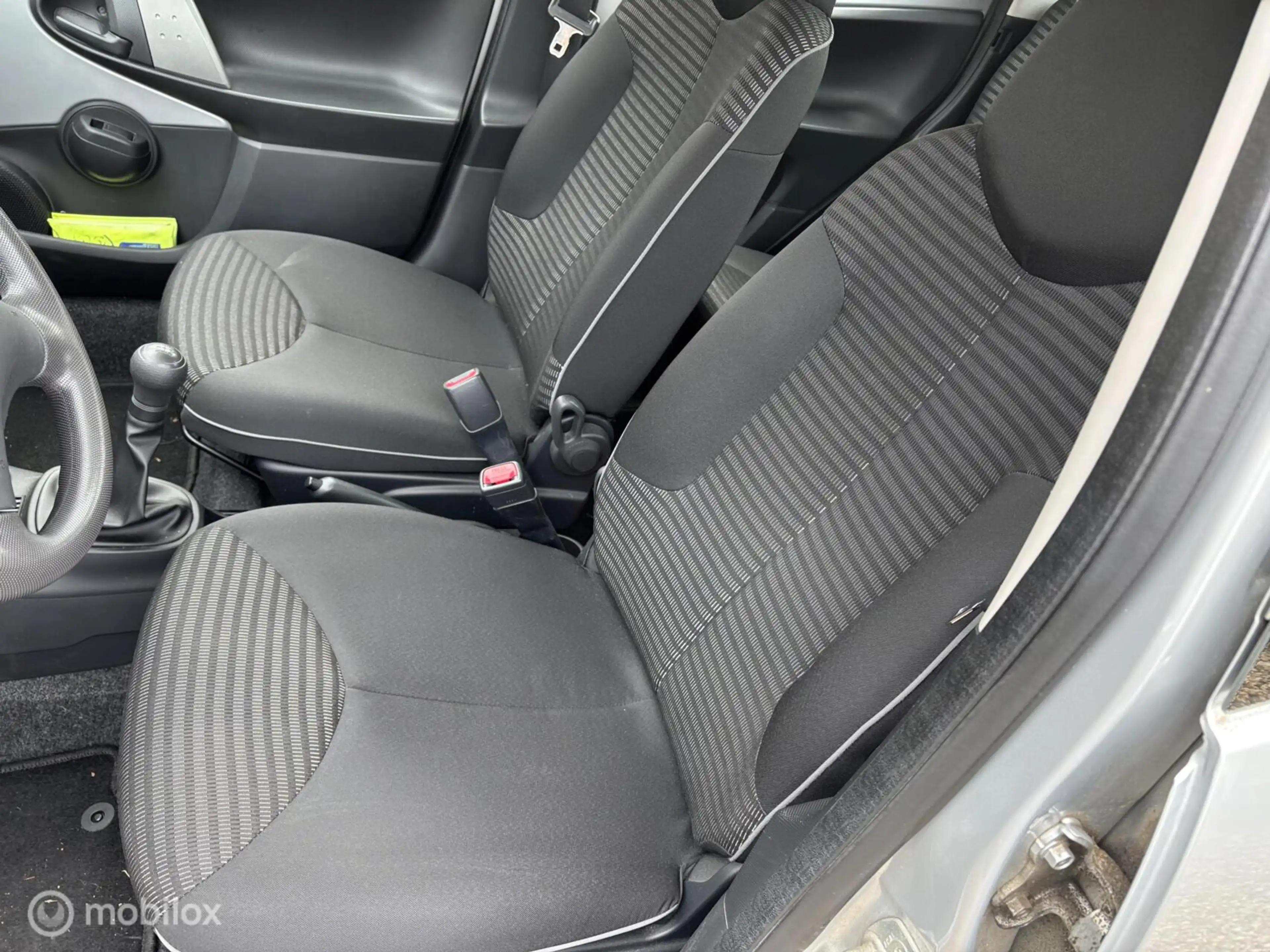 Peugeot 107 1.0 Envy 5 drs airco blue tooth led dagrijlampen — photo 13