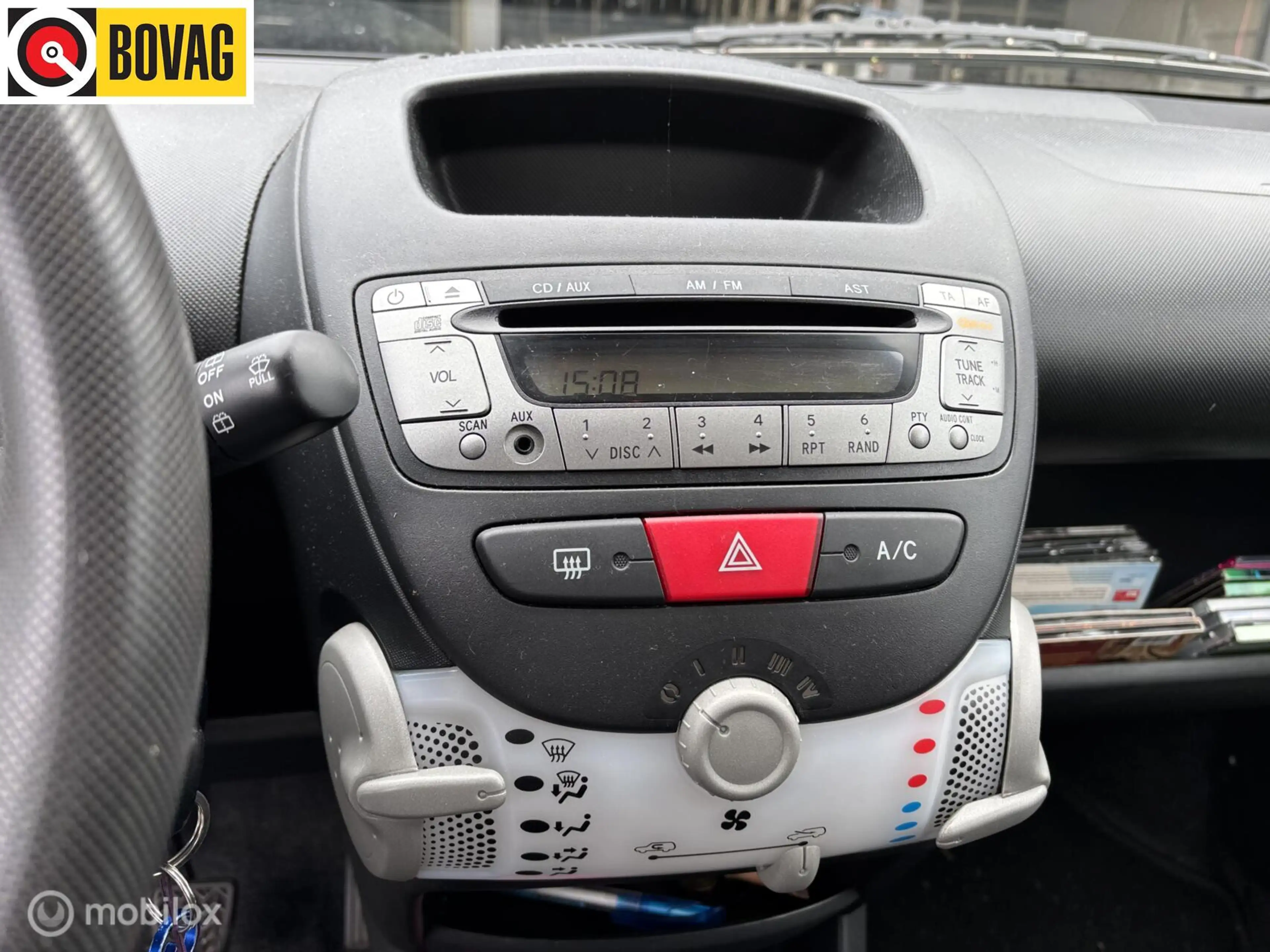 Peugeot 107 1.0 Envy 5 drs airco blue tooth led dagrijlampen — photo 4