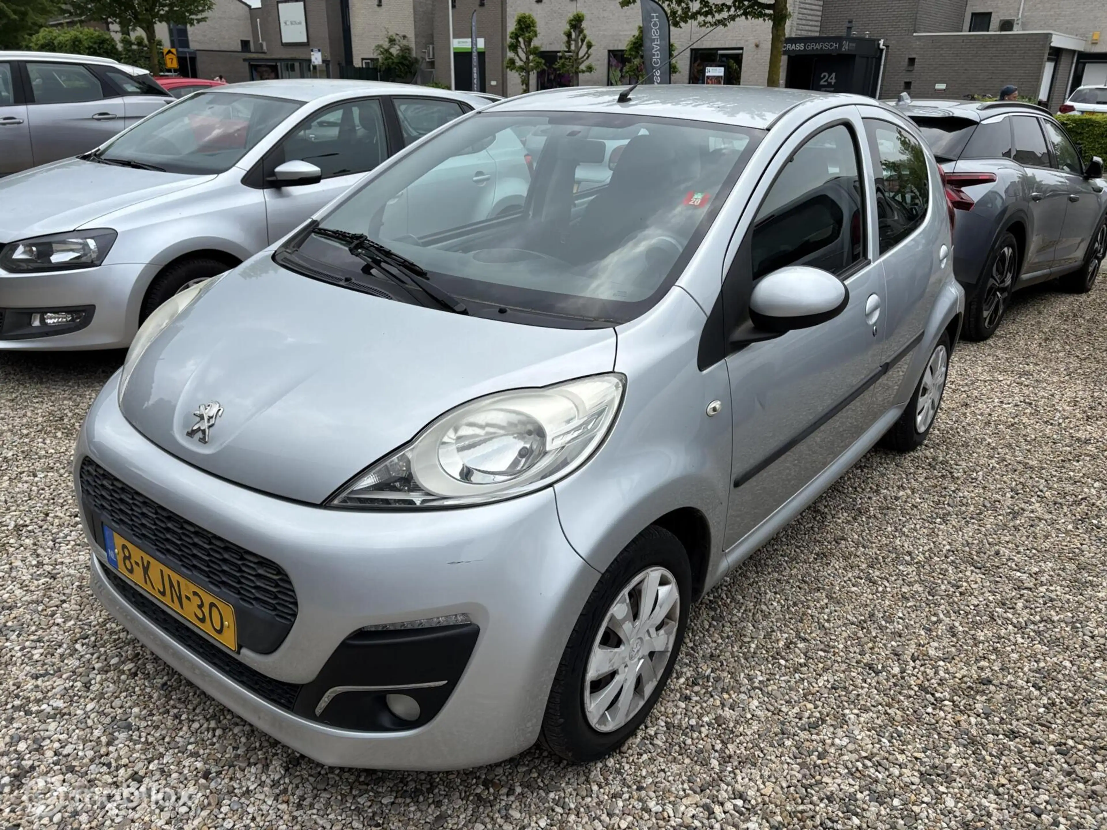 Peugeot 107 1.0 Envy 5 drs airco blue tooth led dagrijlampen — photo 15