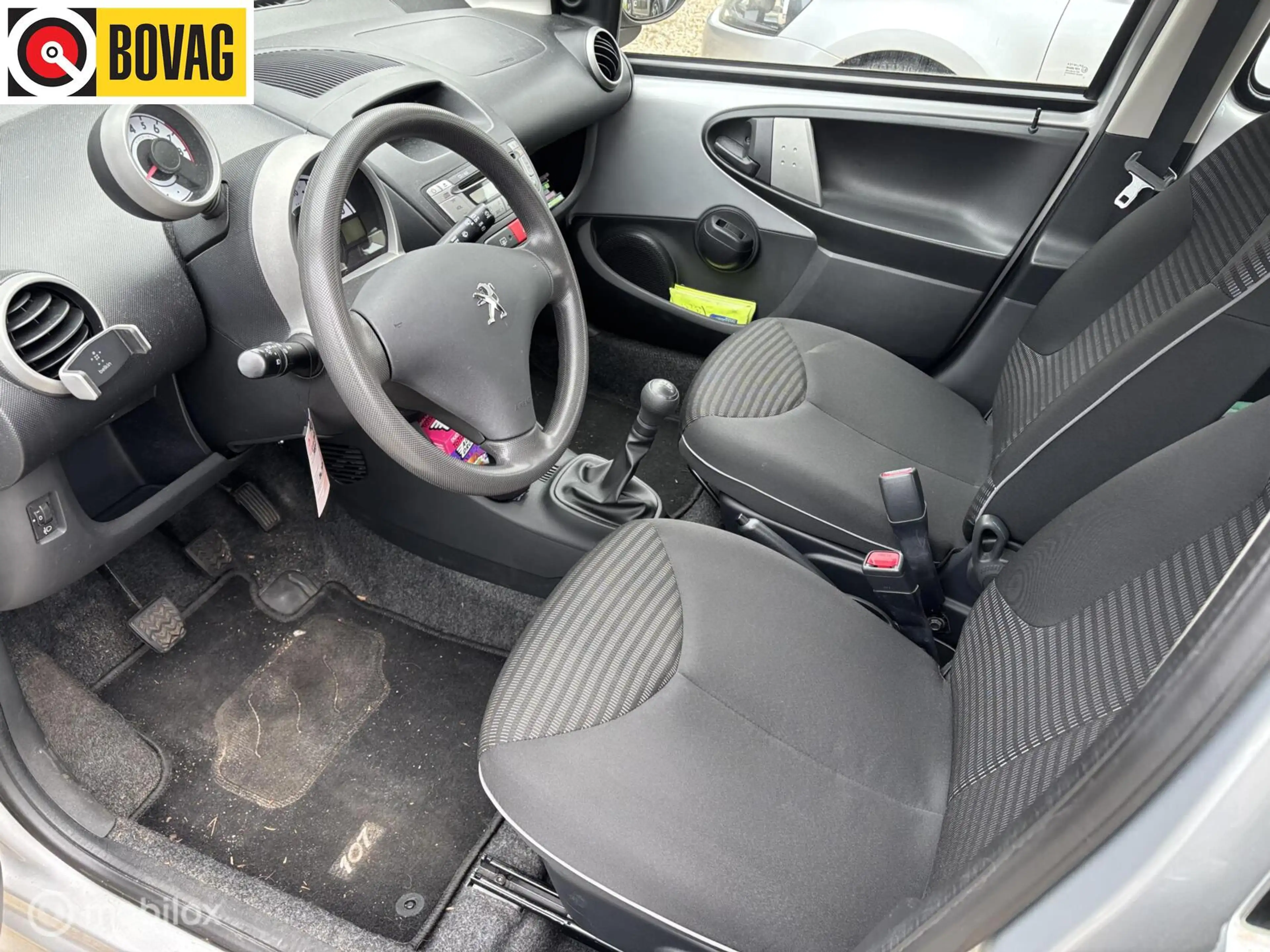Peugeot 107 1.0 Envy 5 drs airco blue tooth led dagrijlampen — photo 2