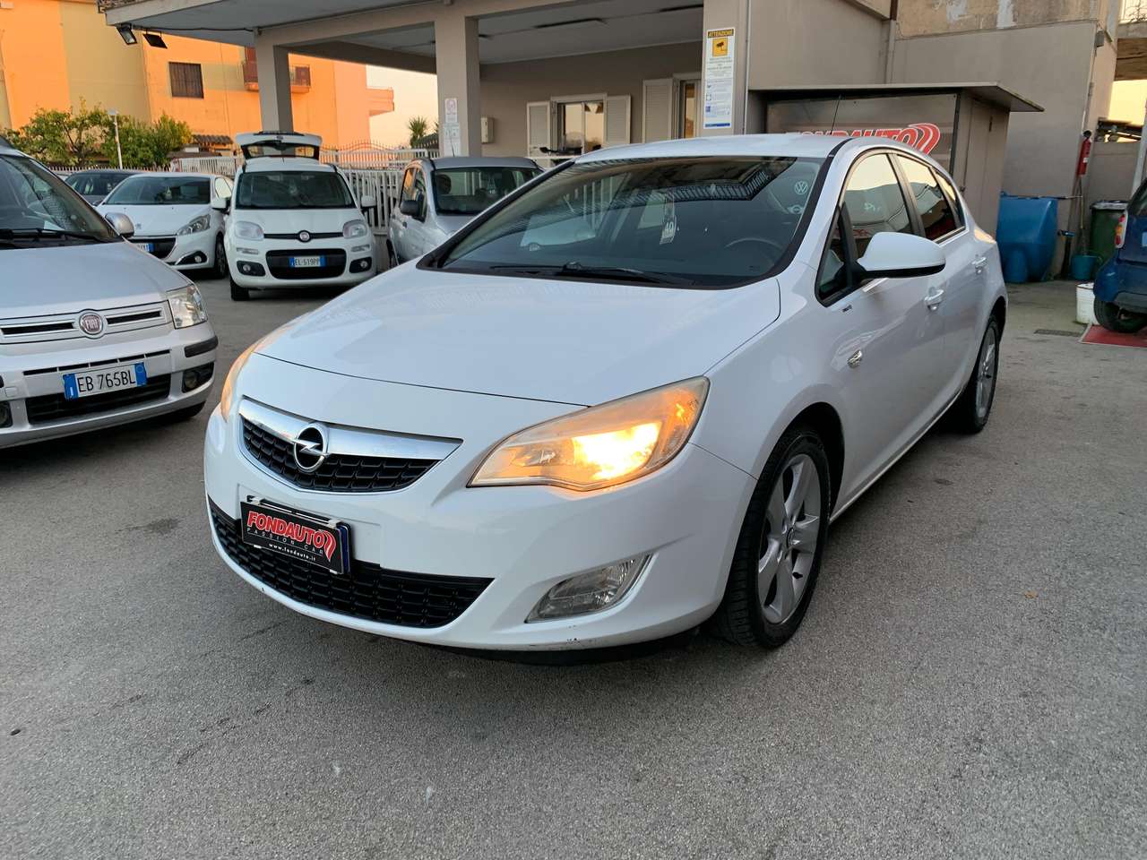 Opel Astra Astra 5p 1.7 cdti Cosmo 110cv