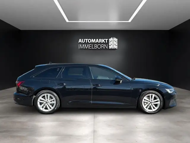 Audi A6 view 11
