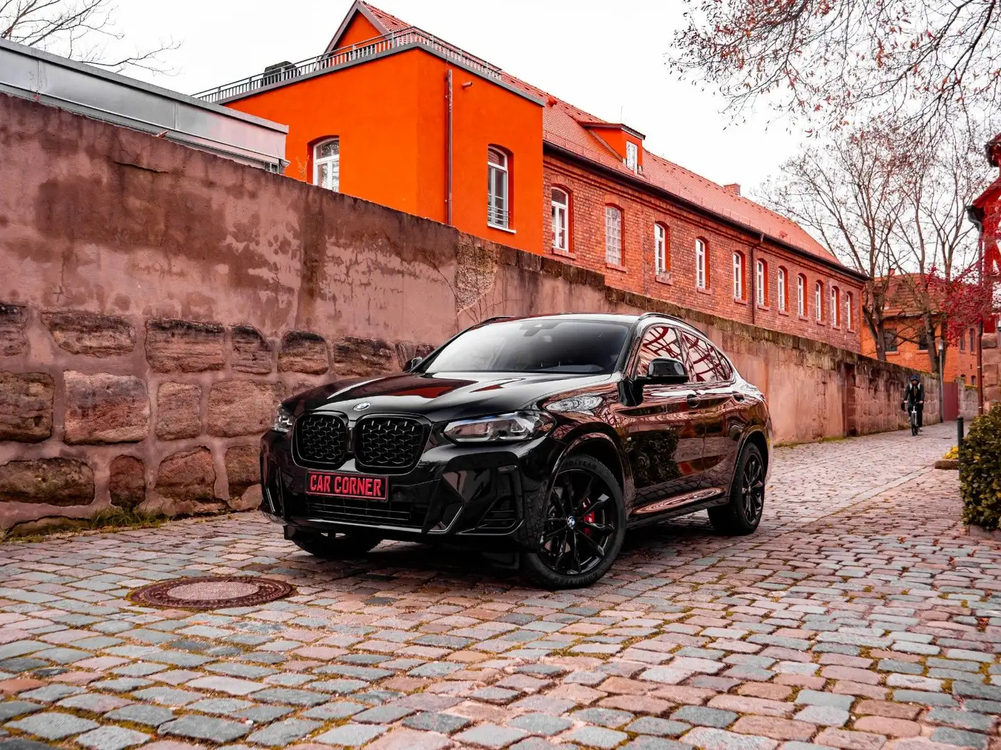 BMW X4 M-SPORT/PANO/KAMERA/ALL BLACK/CARPLAY Schwarz - 1