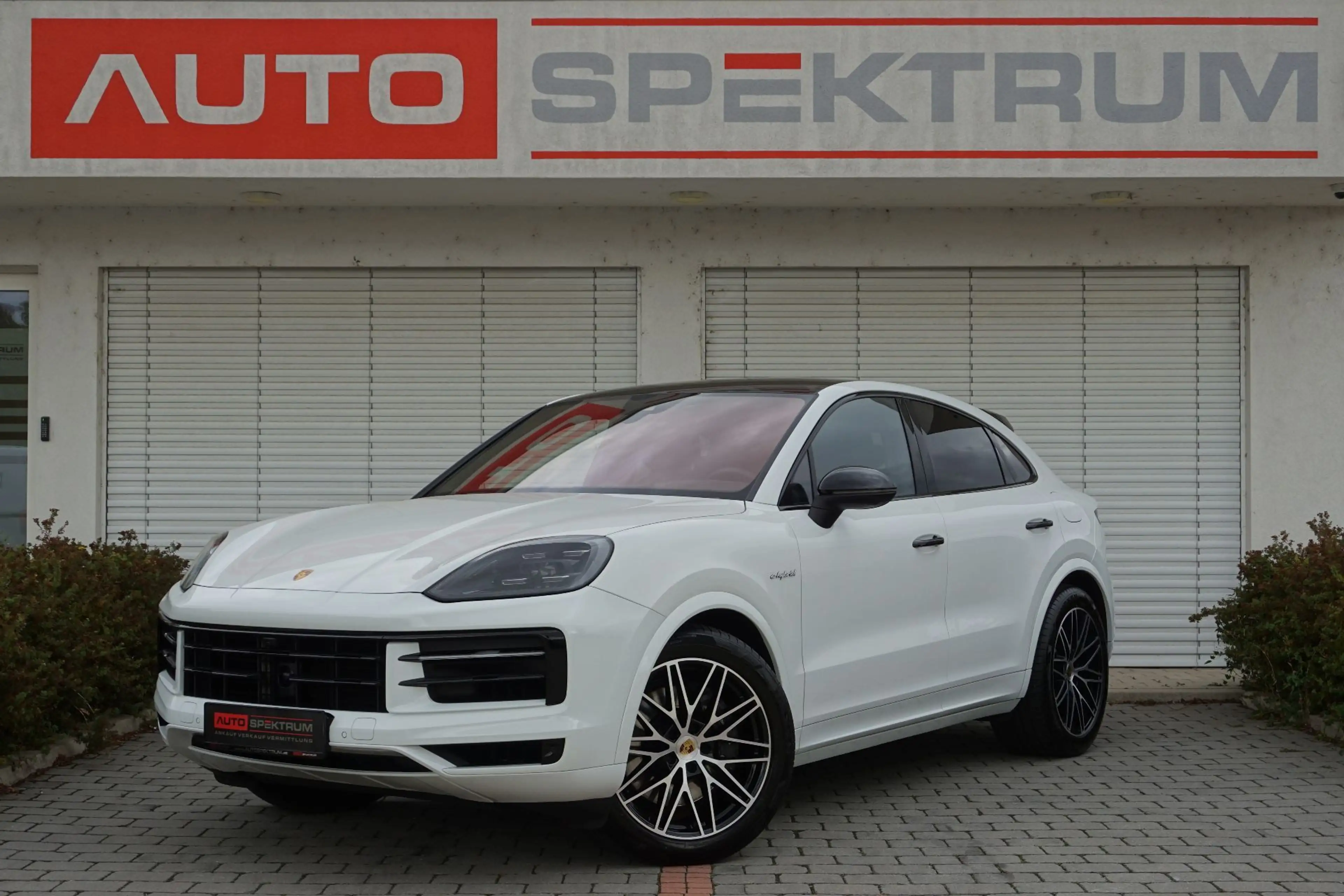 Porsche Cayenne Coupe III E-Hybrid Aut | € 807 mtl | Approved | P