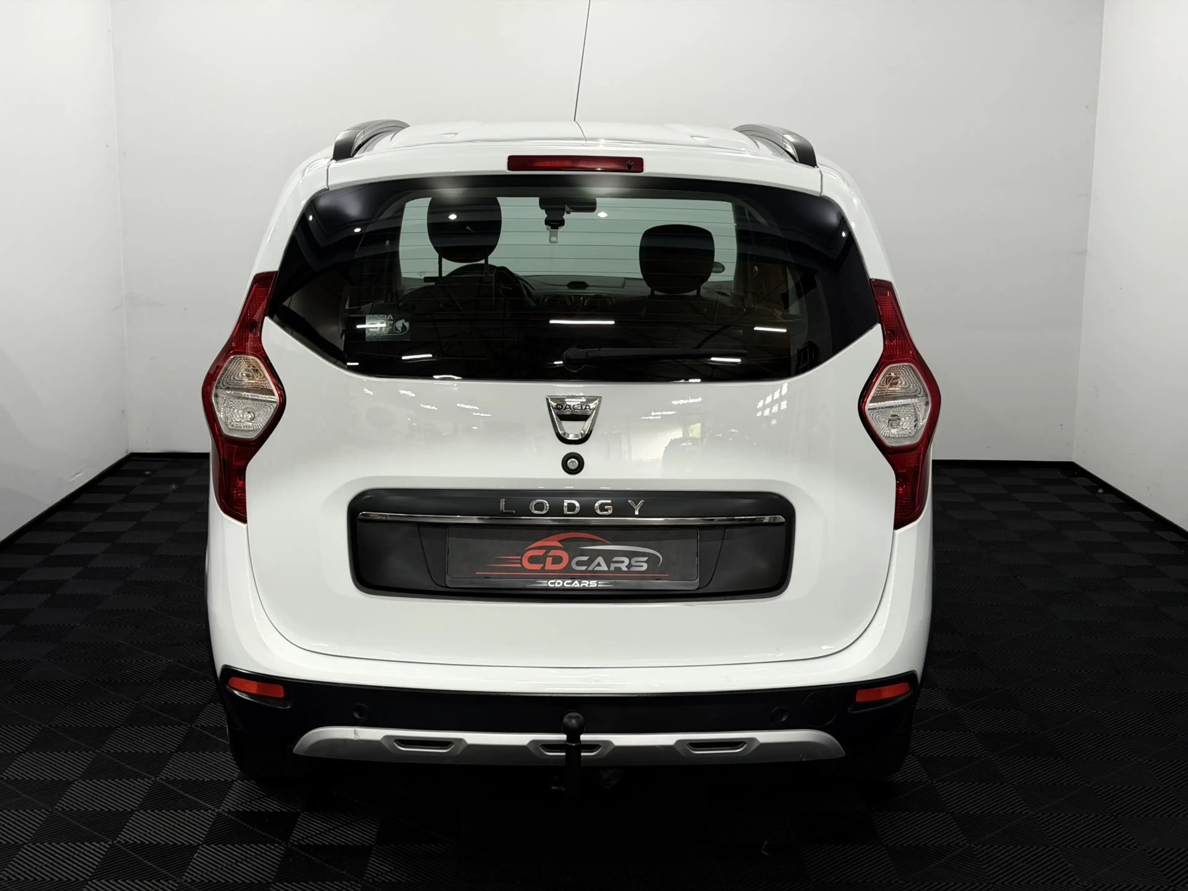 Dacia Lodgy 1.2 TCe Série Limitée Stepway 5p. Camera, Navi, Cr — photo 5