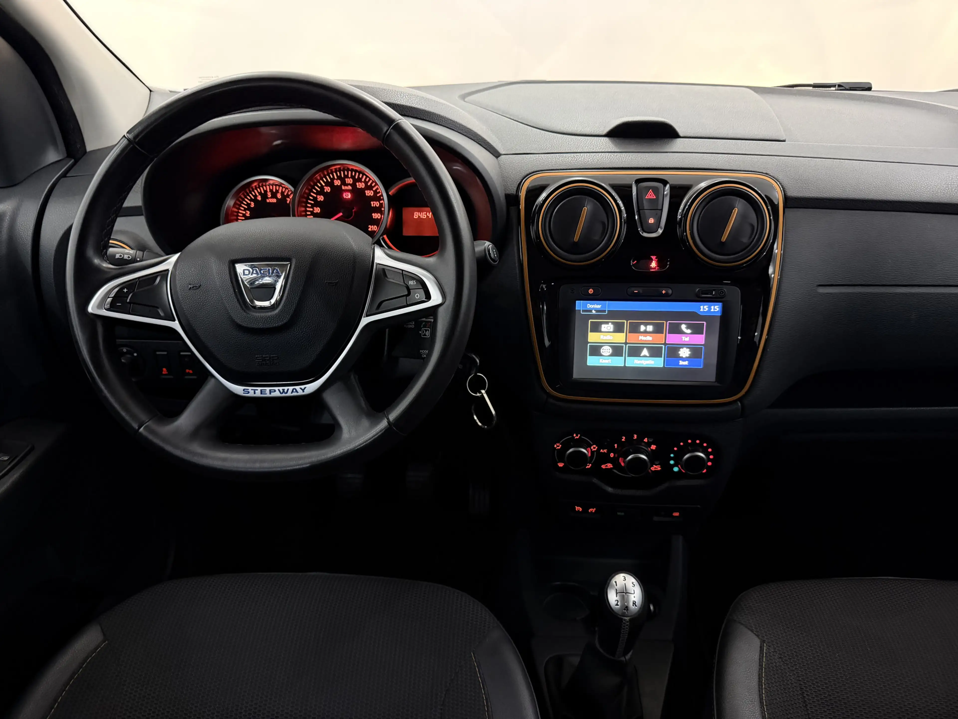 Dacia Lodgy 1.2 TCe Série Limitée Stepway 5p. Camera, Navi, Cr — photo 11