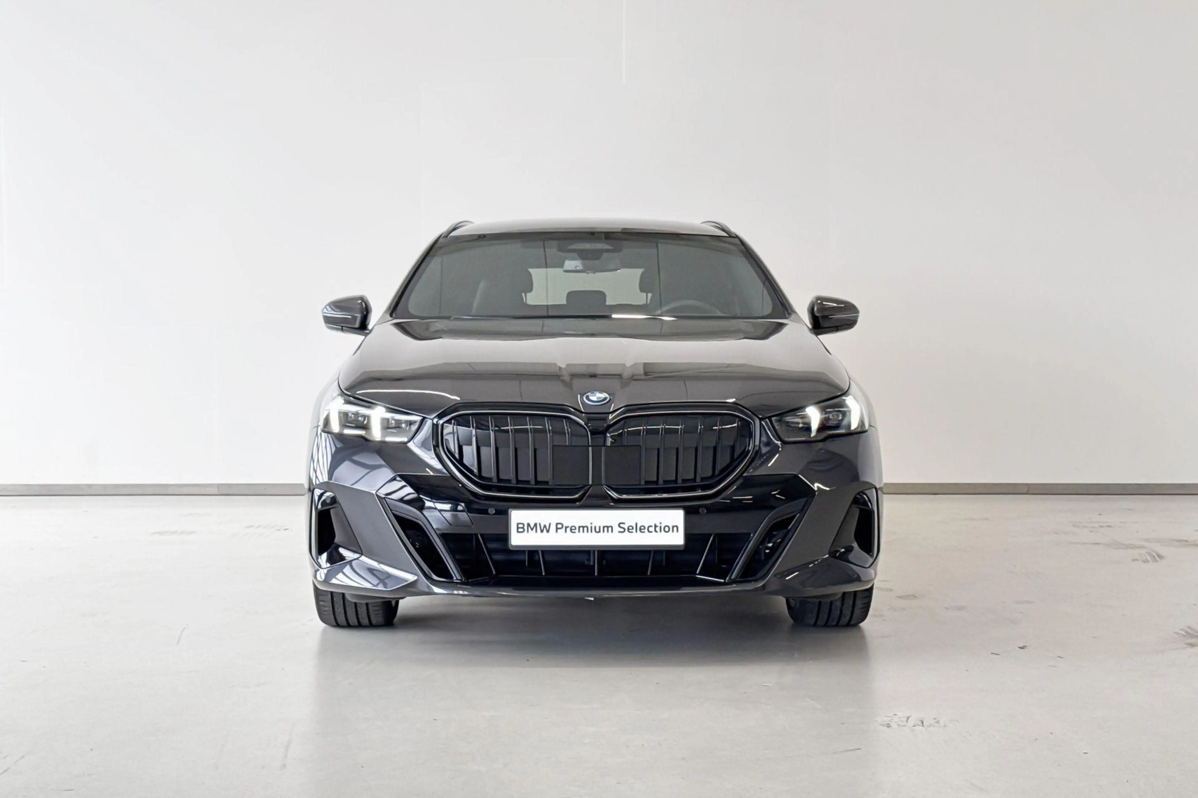BMW 550 5 Serie Touring 550e xDrive Innovation Pack M Spor — photo 5