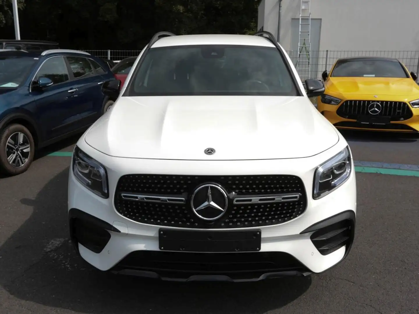 Mercedes-Benz GLB 250 AMG Night EasyP Standhzg Kamera Totwinkel Blanc - 2