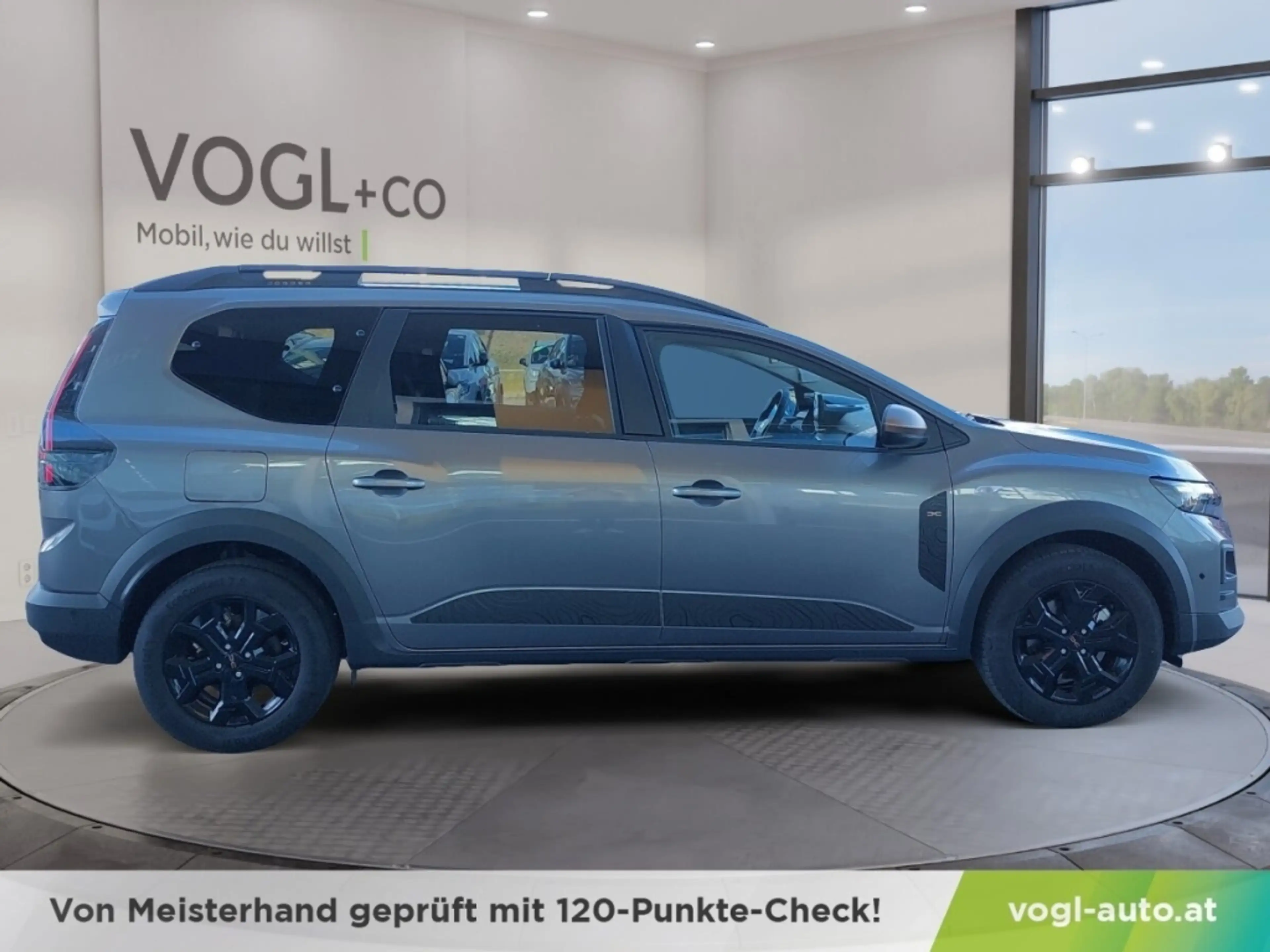 Dacia Jogger Extreme Hybrid 155 7-sitzig Aut. — photo 4