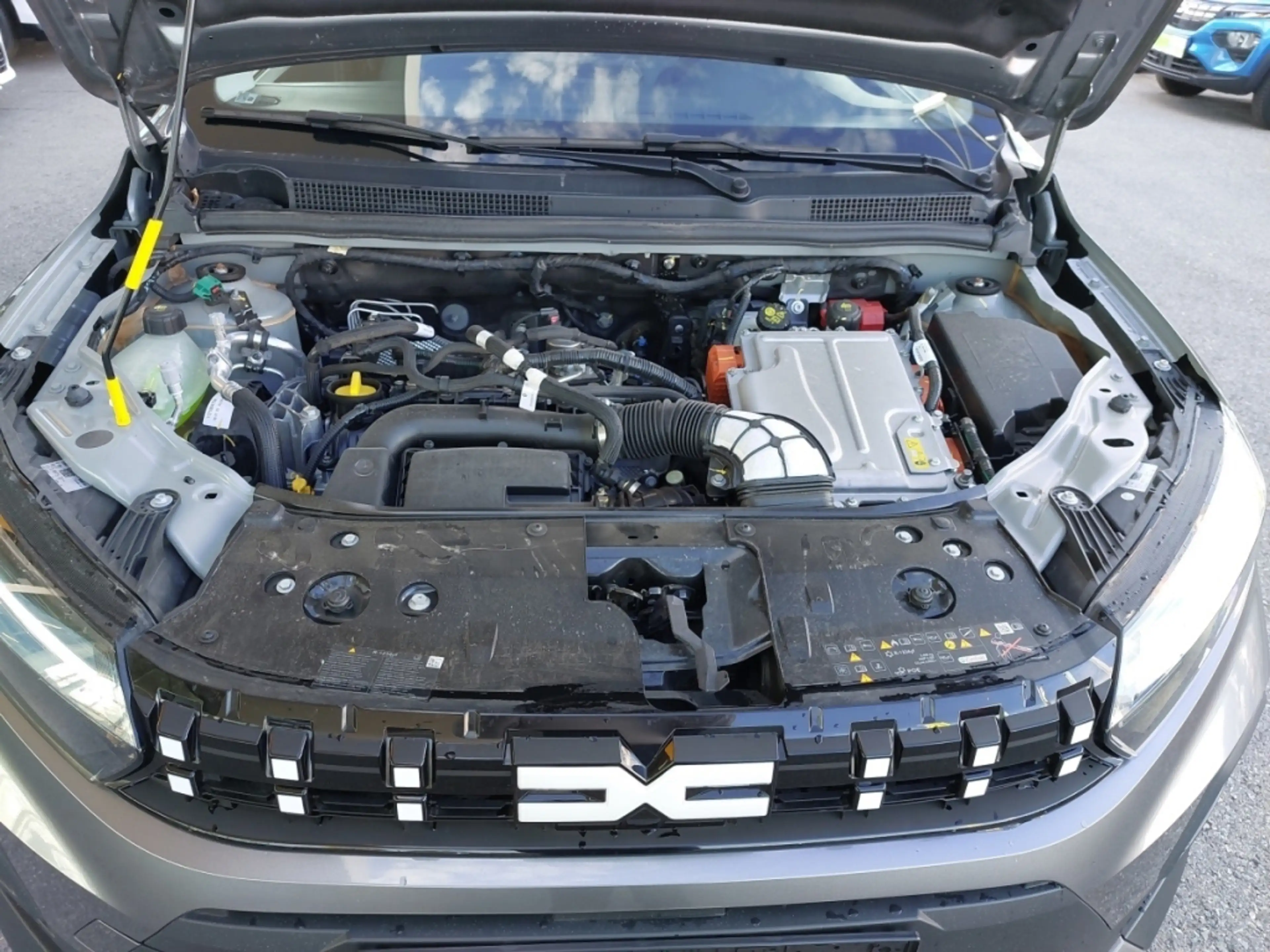 Dacia Jogger Extreme Hybrid 155 7-sitzig Aut. — photo 20