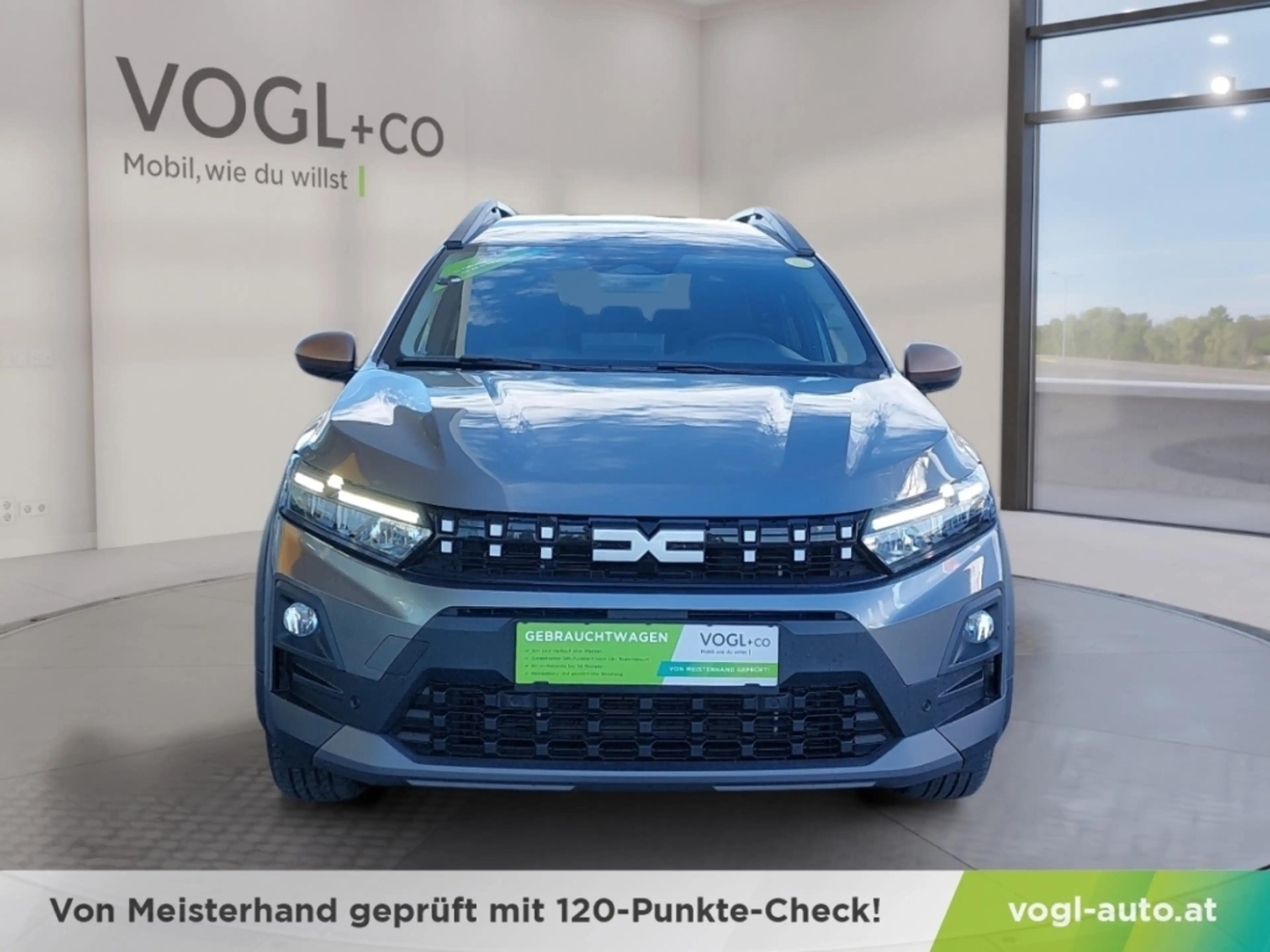 Dacia Jogger Extreme Hybrid 155 7-sitzig Aut. — photo 2