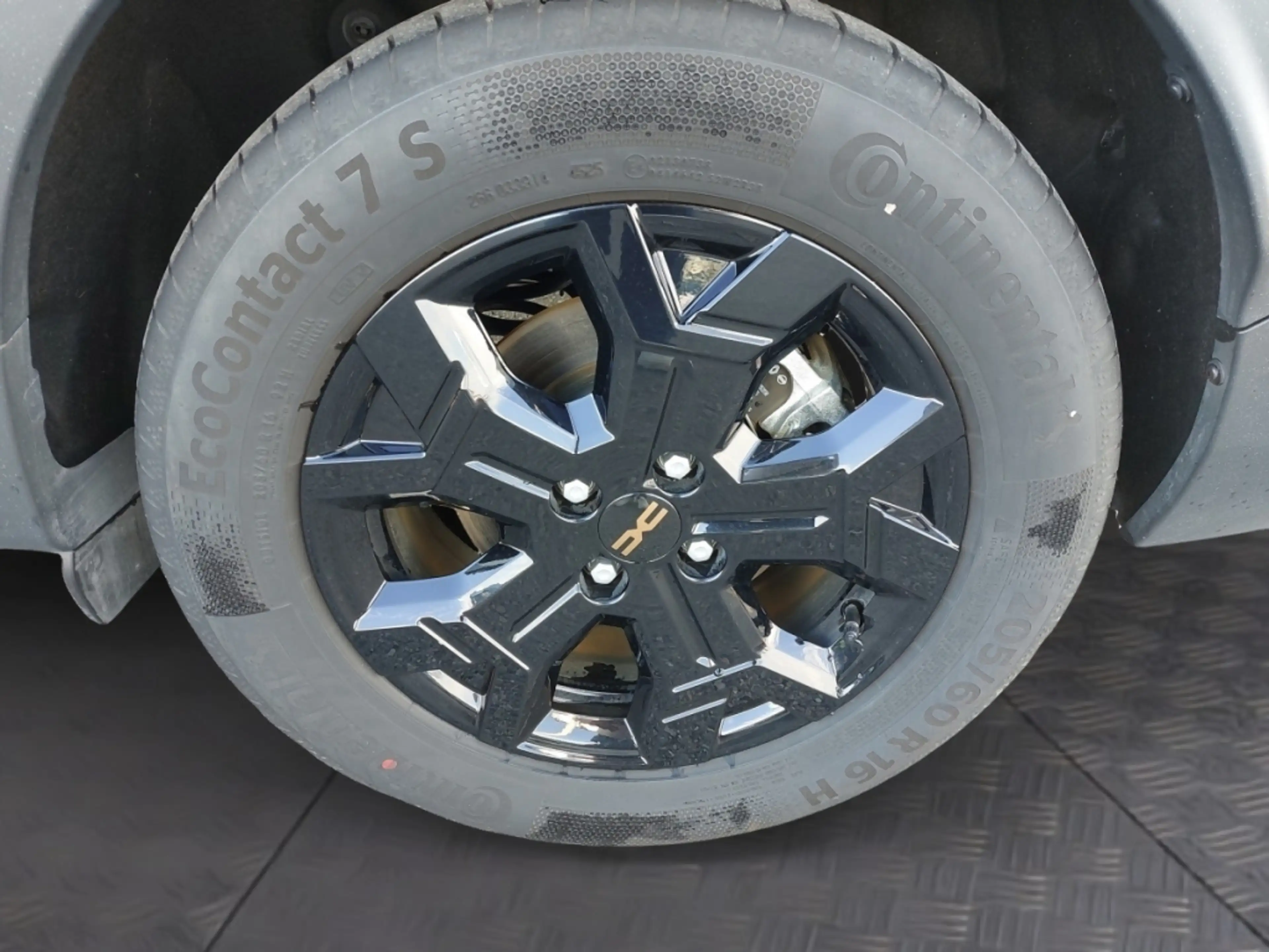 Dacia Jogger Extreme Hybrid 155 7-sitzig Aut. — photo 17