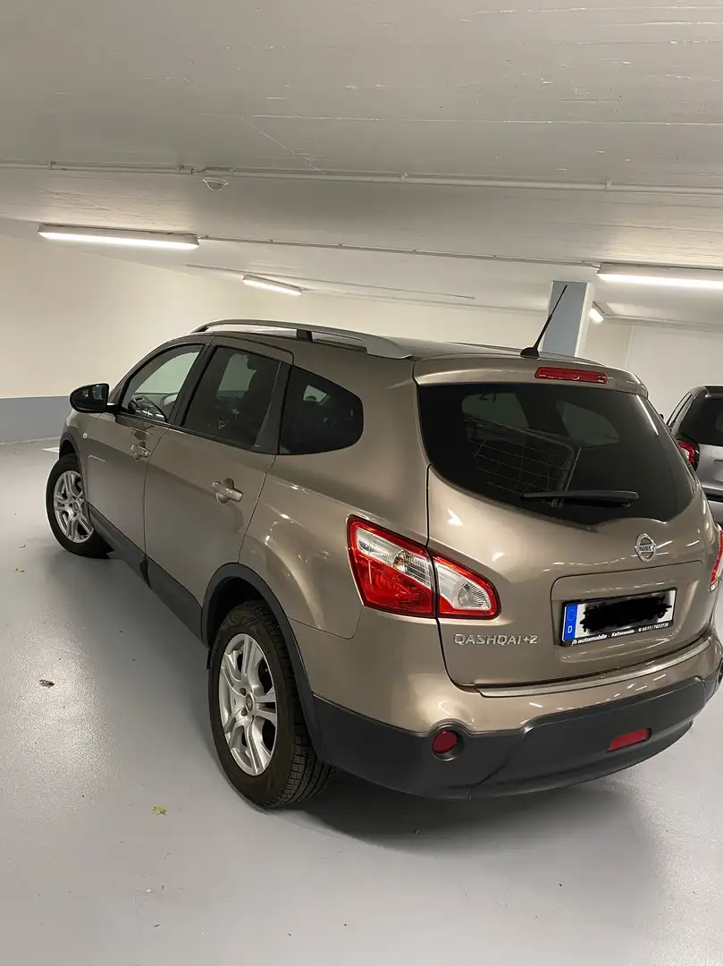 Nissan Qashqai+2 2.0 4x4 CVT I-Way - 1