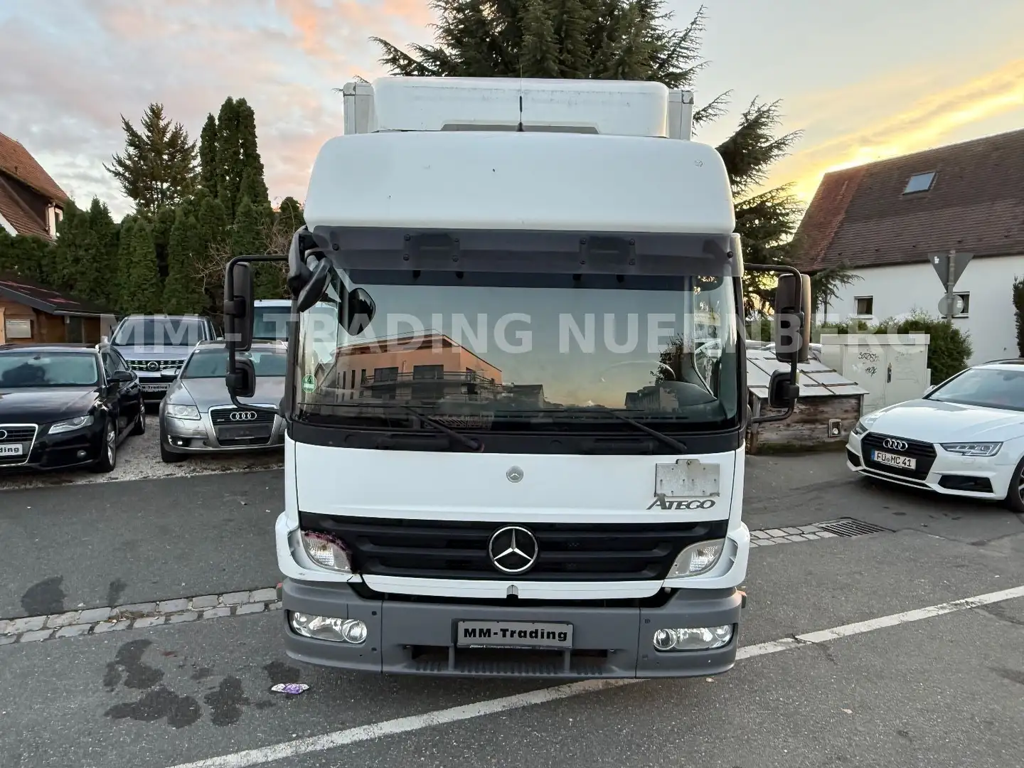 Mercedes-Benz ATEGO 822 L-KLIMA-STANDHEIZUNG-BÜHNE-1.HD-6SITZE Weiß - 2