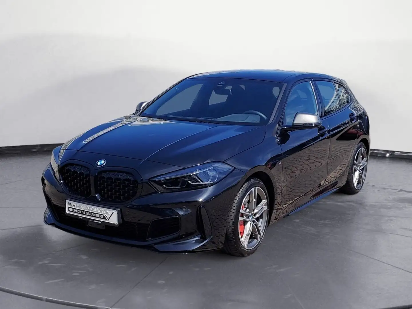 BMW 135 i xDrive Edition Colorvision Sport Aut. PDC Schwarz - 2