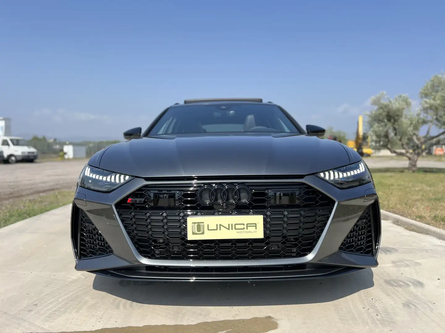 Audi RS6 Avant 4.0 mhev Quattto Tiptr. 600CV UNICO PRO. Grau - 2