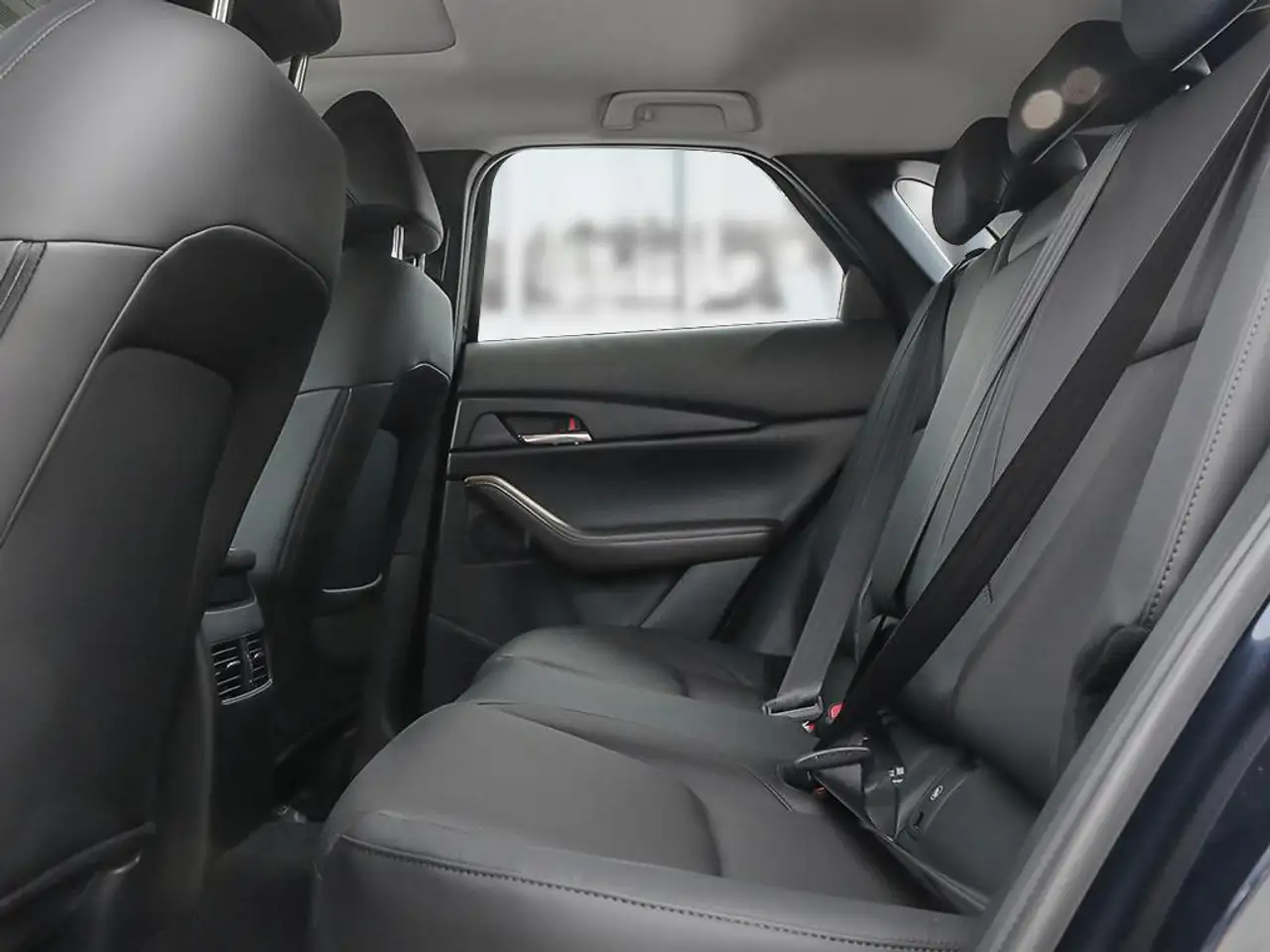 Mazda CX-30 снимка Mazda CX-30
