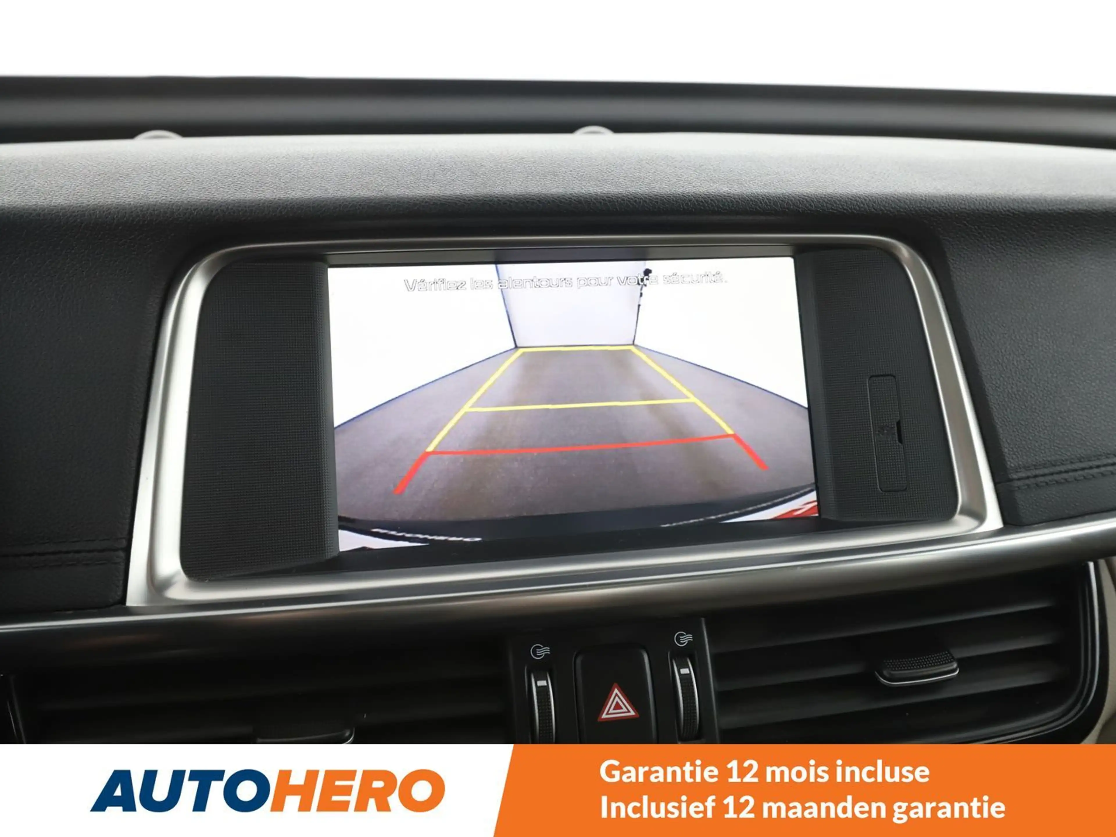 Kia Optima 1.7 CRDi Drive — photo 10