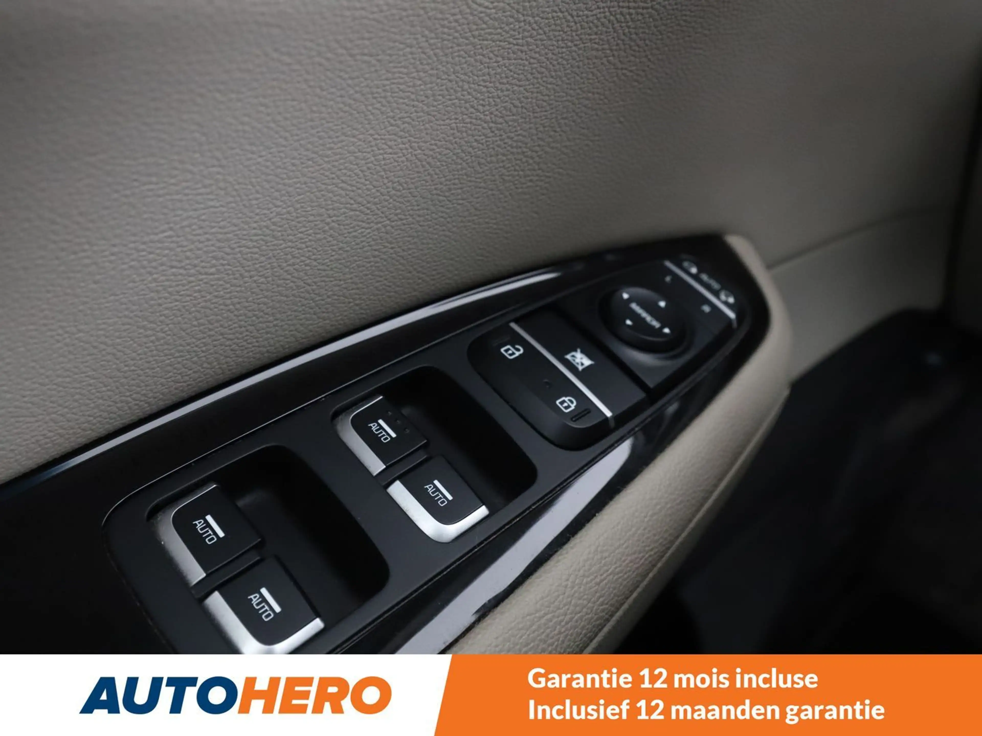 Kia Optima 1.7 CRDi Drive — photo 14