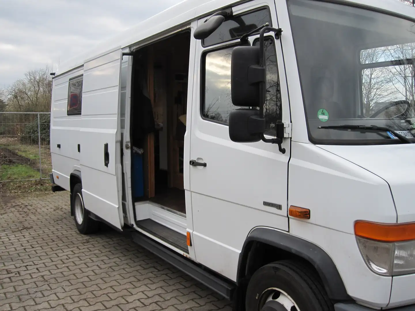 Mercedes-Benz Vario 616 D Vario Blanc - 2