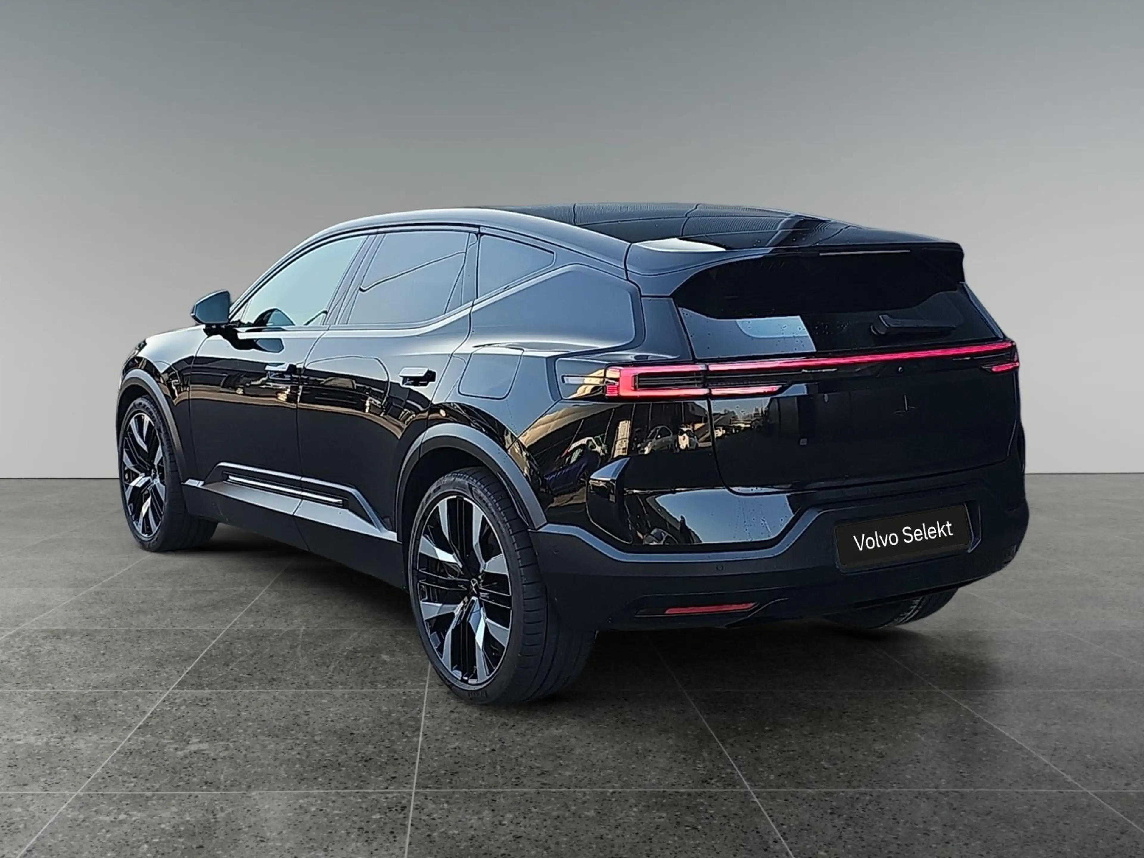 Polestar 3 Long range Dual motor Perf. Pilot Plus 111 kWh | B — photo 4