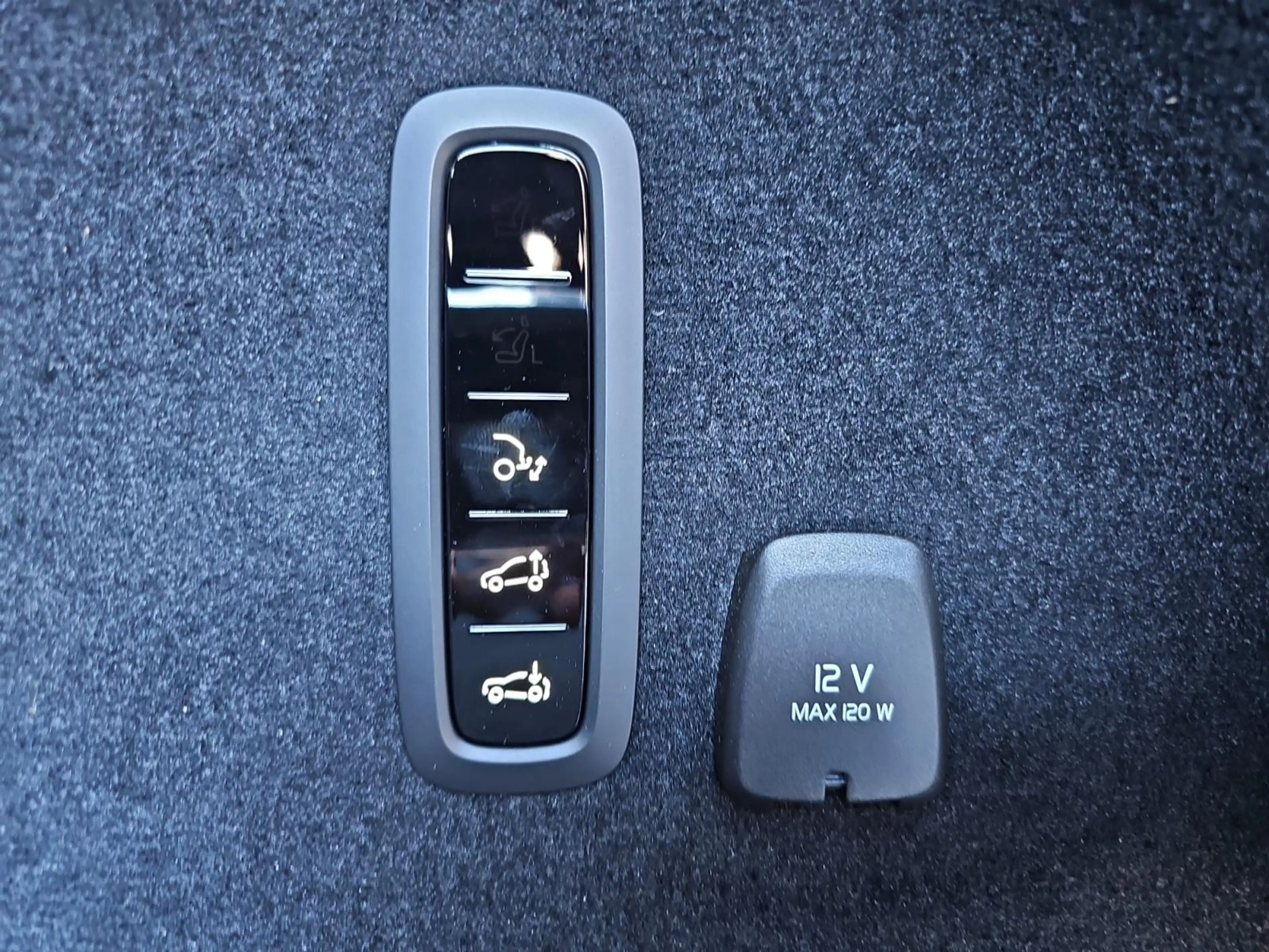 Polestar 3 Long range Dual motor Perf. Pilot Plus 111 kWh | B — photo 14