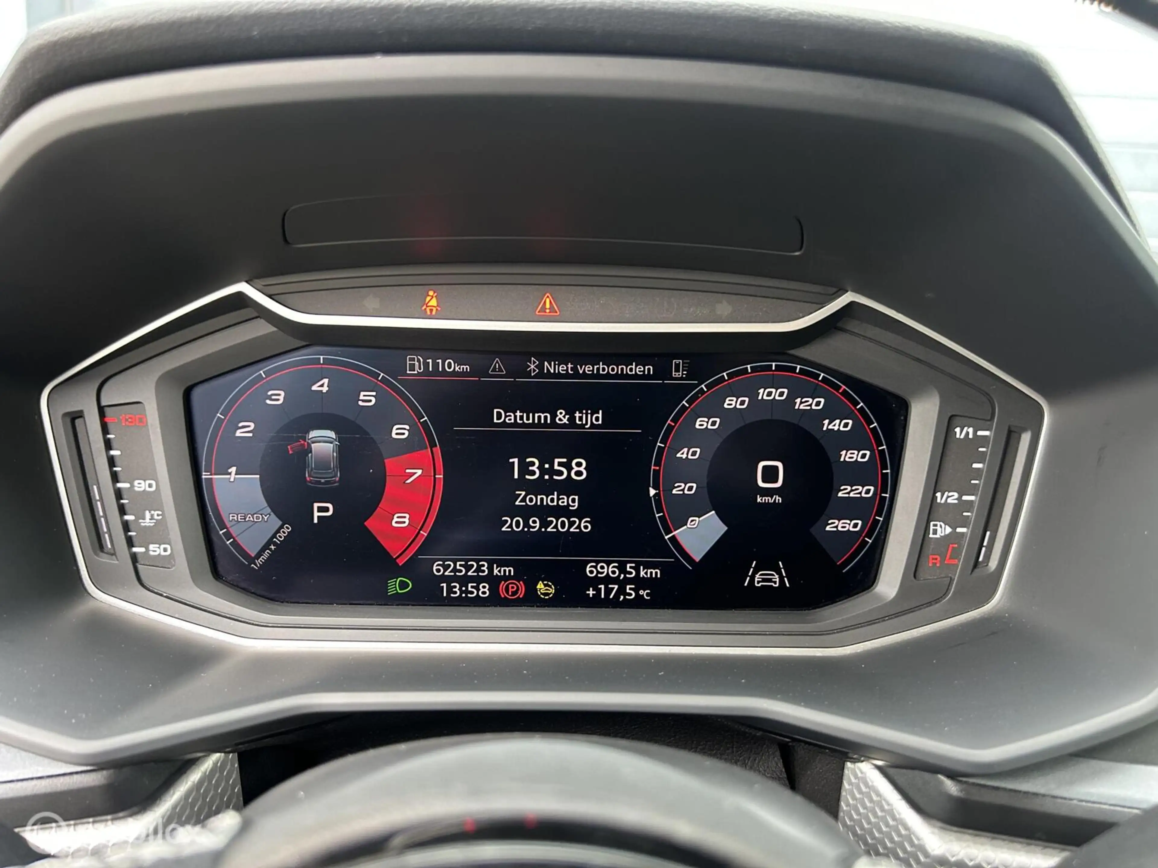 Audi A1 Sportback 30 TFSI S edition — photo 12