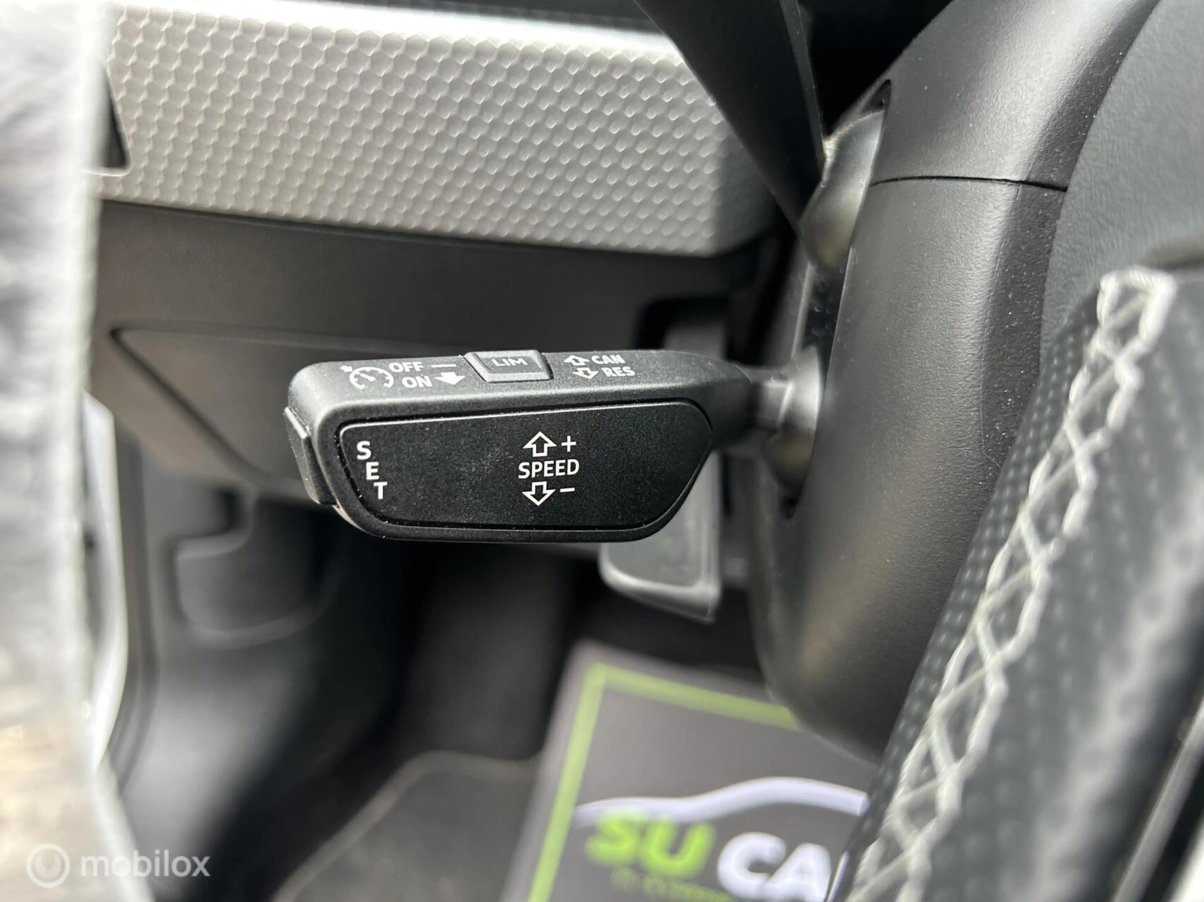 Audi A1 Sportback 30 TFSI S edition — photo 6