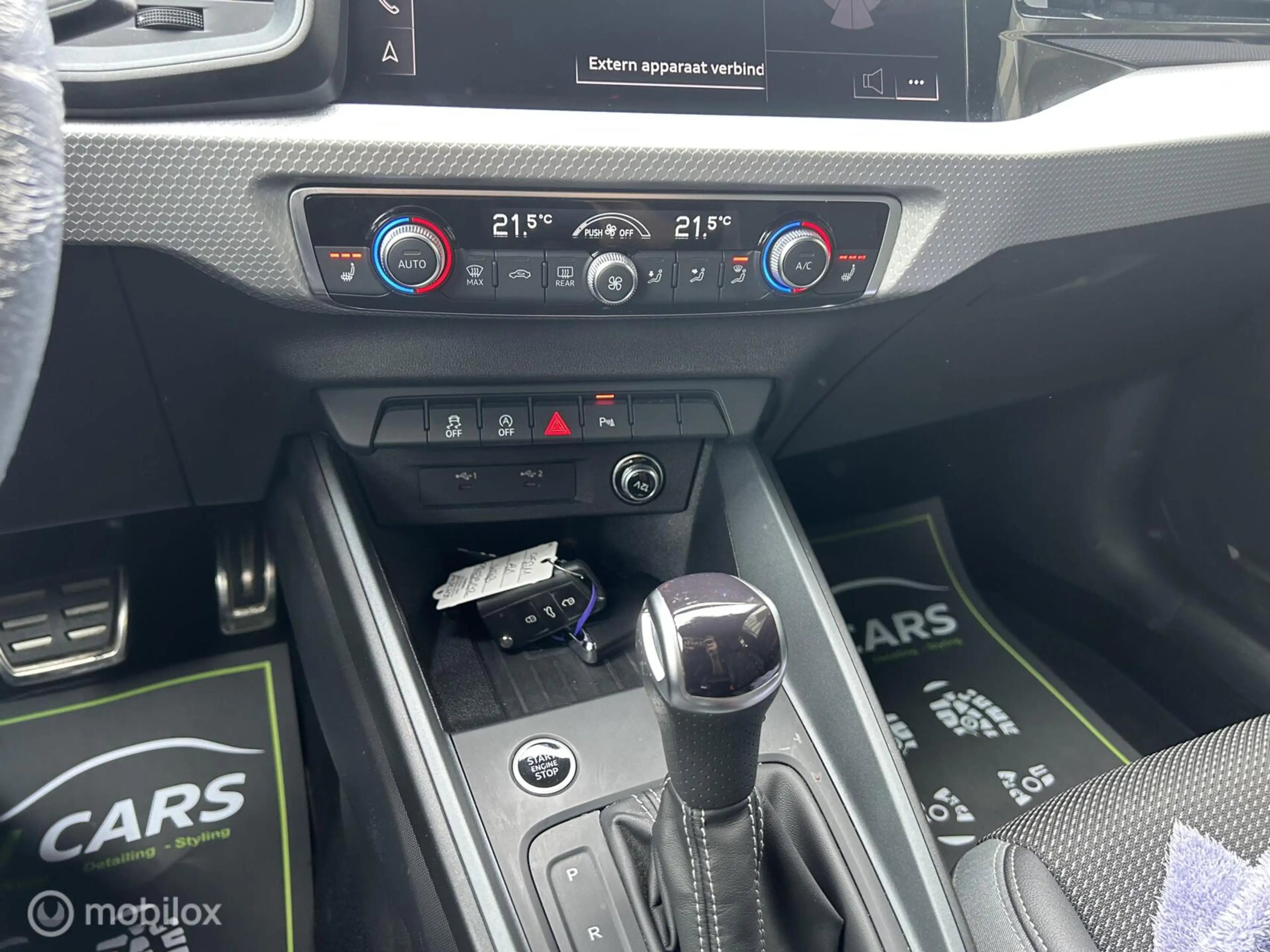 Audi A1 Sportback 30 TFSI S edition — photo 4
