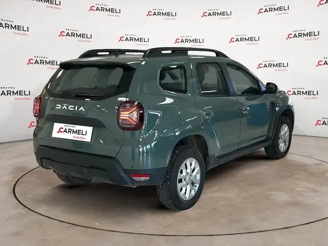 Dacia Duster view 3