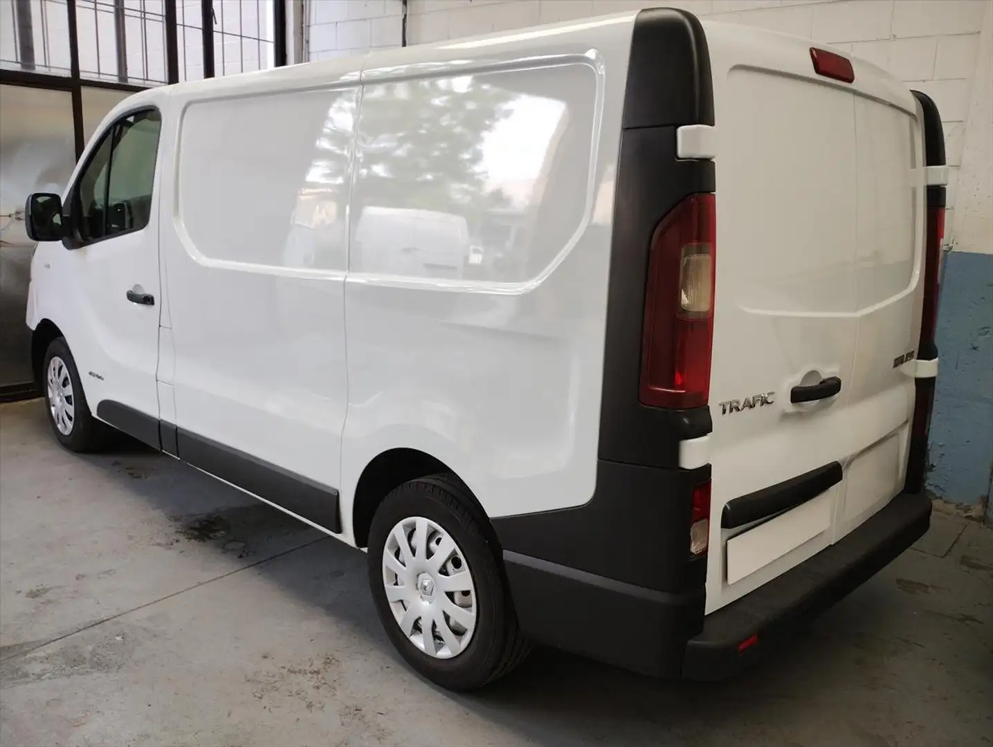 Renault Trafic 1.6 dci Euro 6b 120cv +IVA Blanc - 2