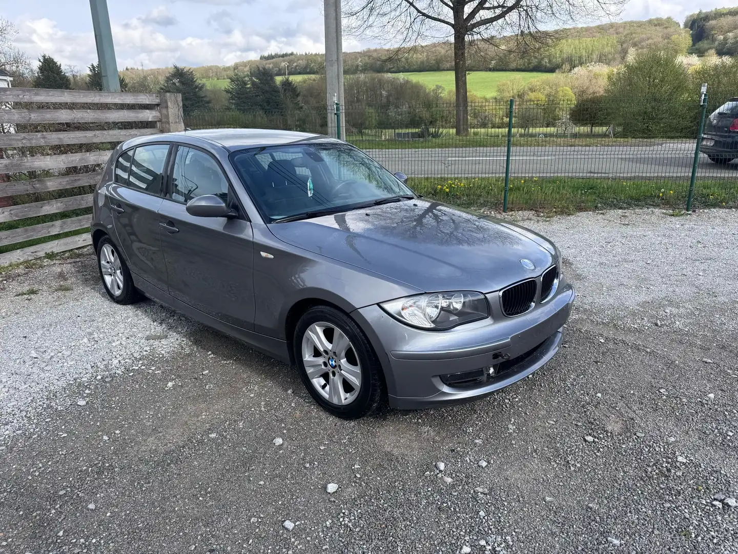 BMW 116 Prix export marchand bruit moteur démarre Brun - 2
