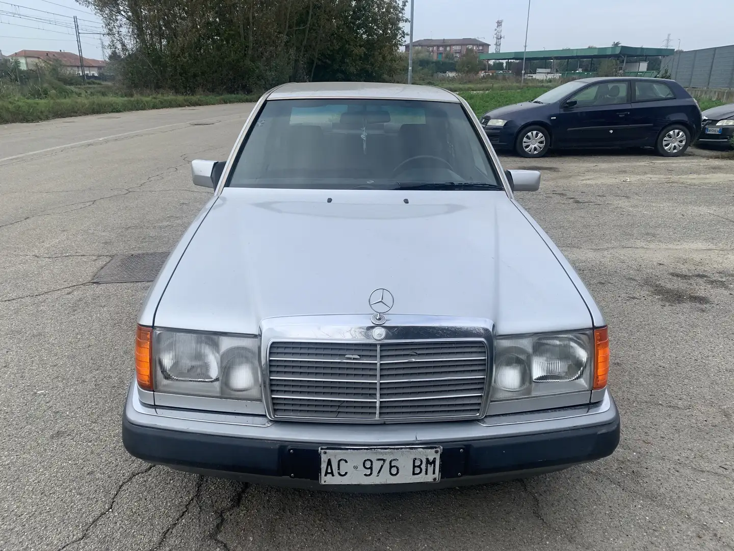 Mercedes-Benz E 200 (124) STORICA w124 benzian Manuale - 2