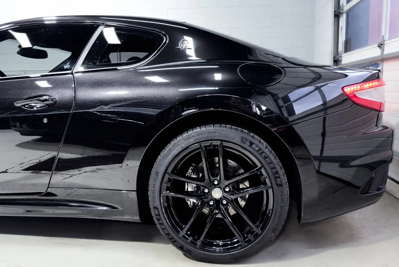 Maserati GranTurismo снимка Maserati GranTurismo