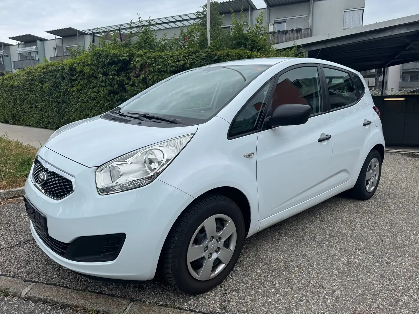 Kia Venga Cool Jackpot ISG *** Wit - 1
