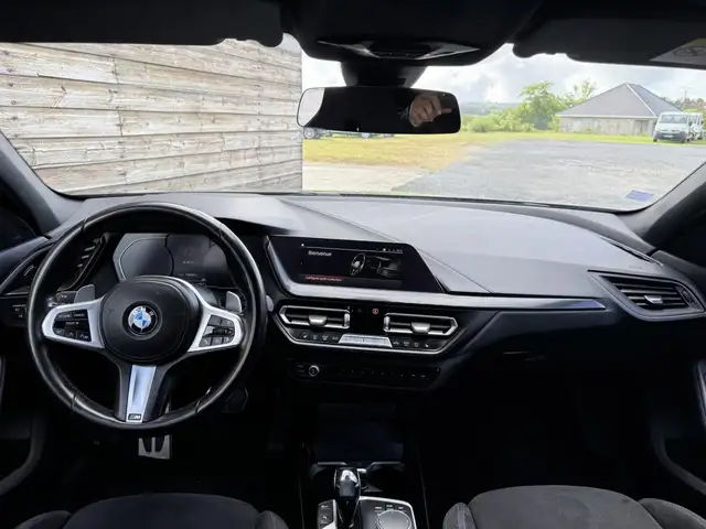 BMW 1 Series view 29